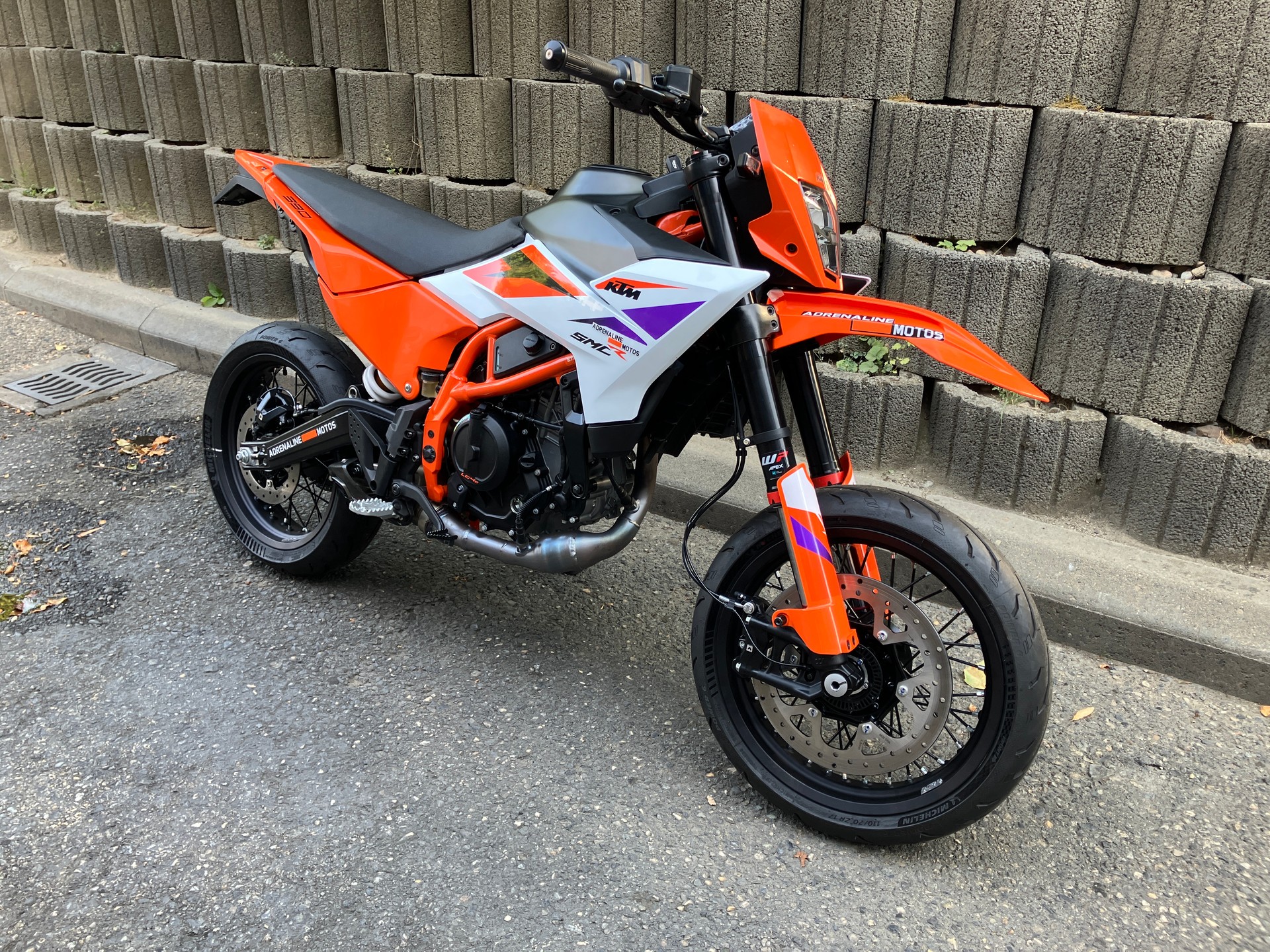 KTM 390 SMC R-image-2