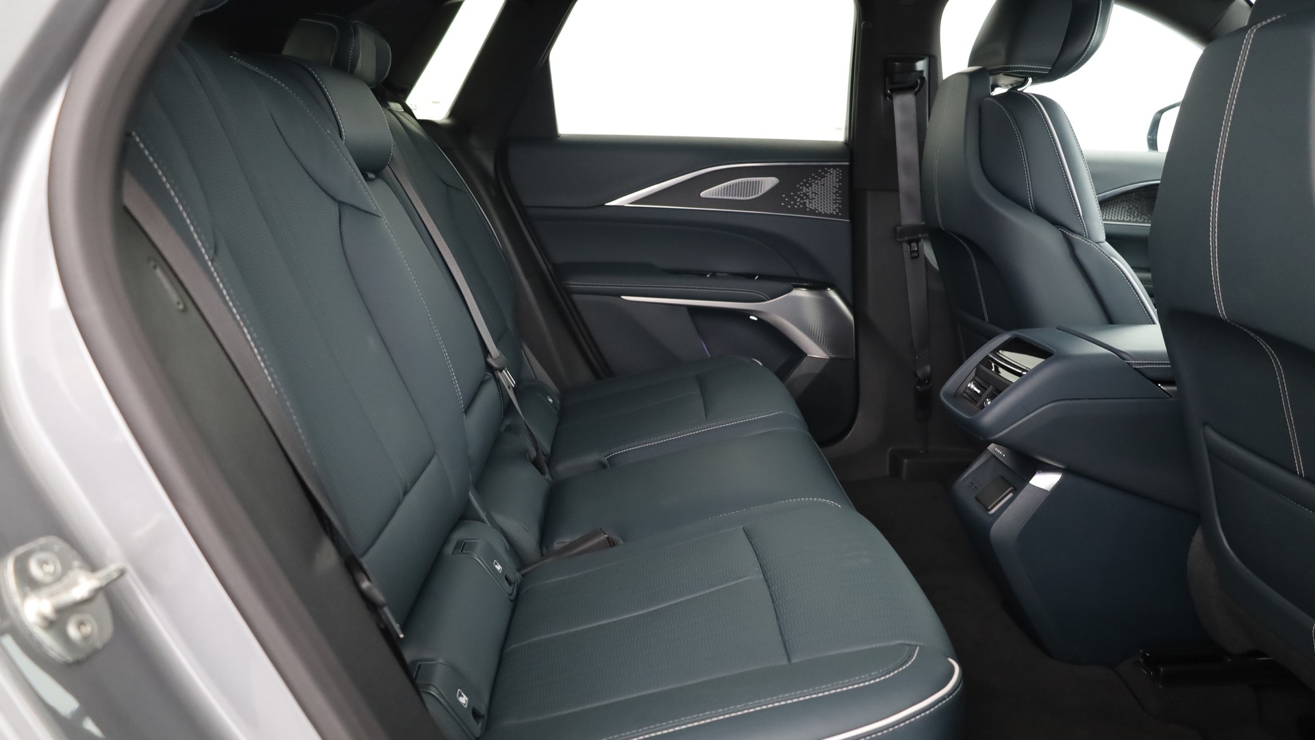 CADILLAC LYRIQ Sport 102 kWh AWD-image-7