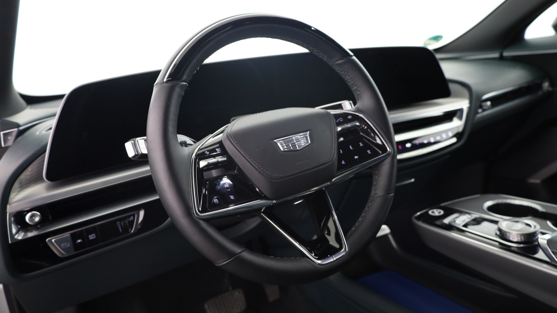 CADILLAC LYRIQ Sport 102 kWh AWD-image-4