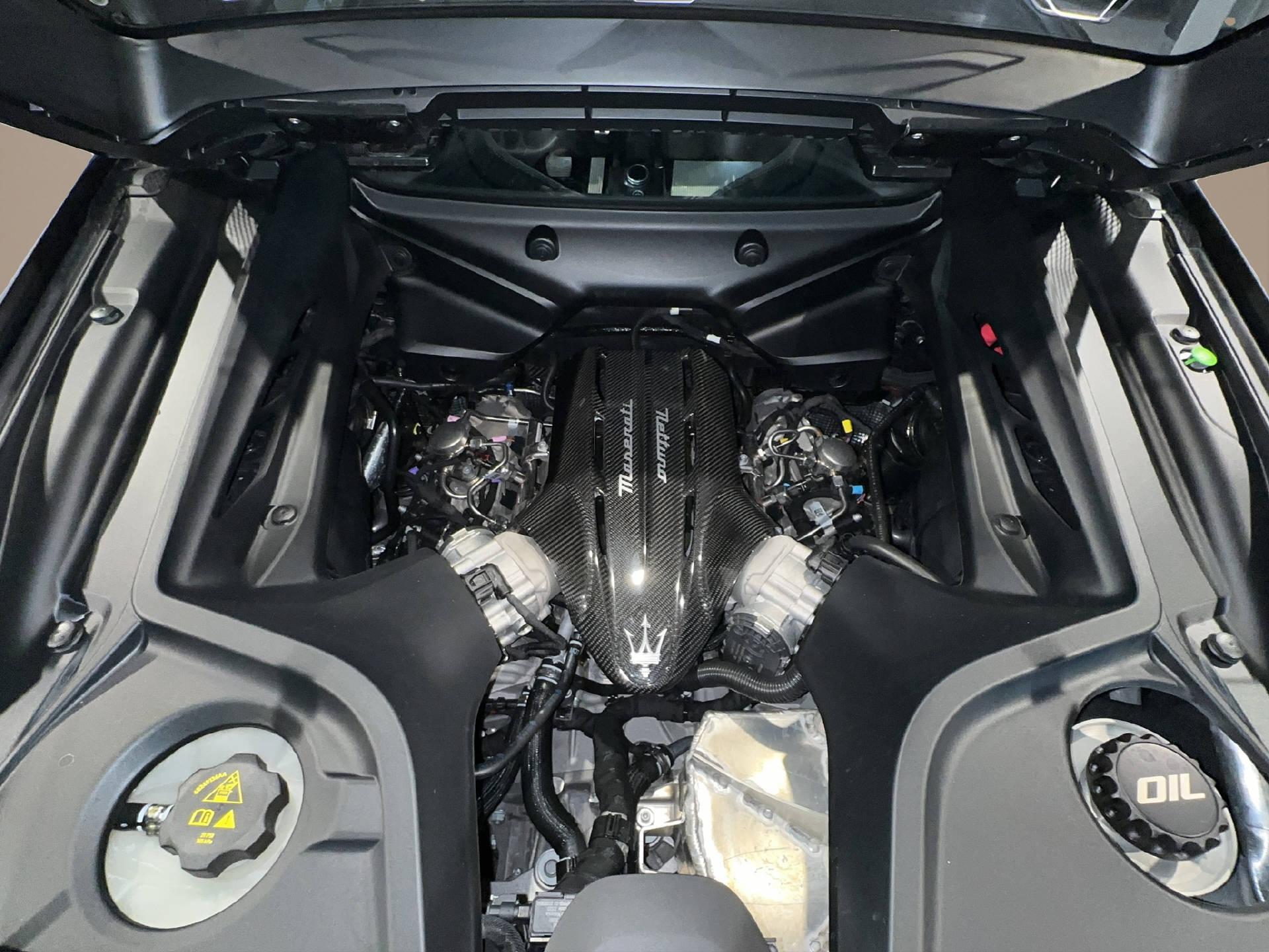 MASERATI MC20 3.0 V6 Notte 1of50-image-15