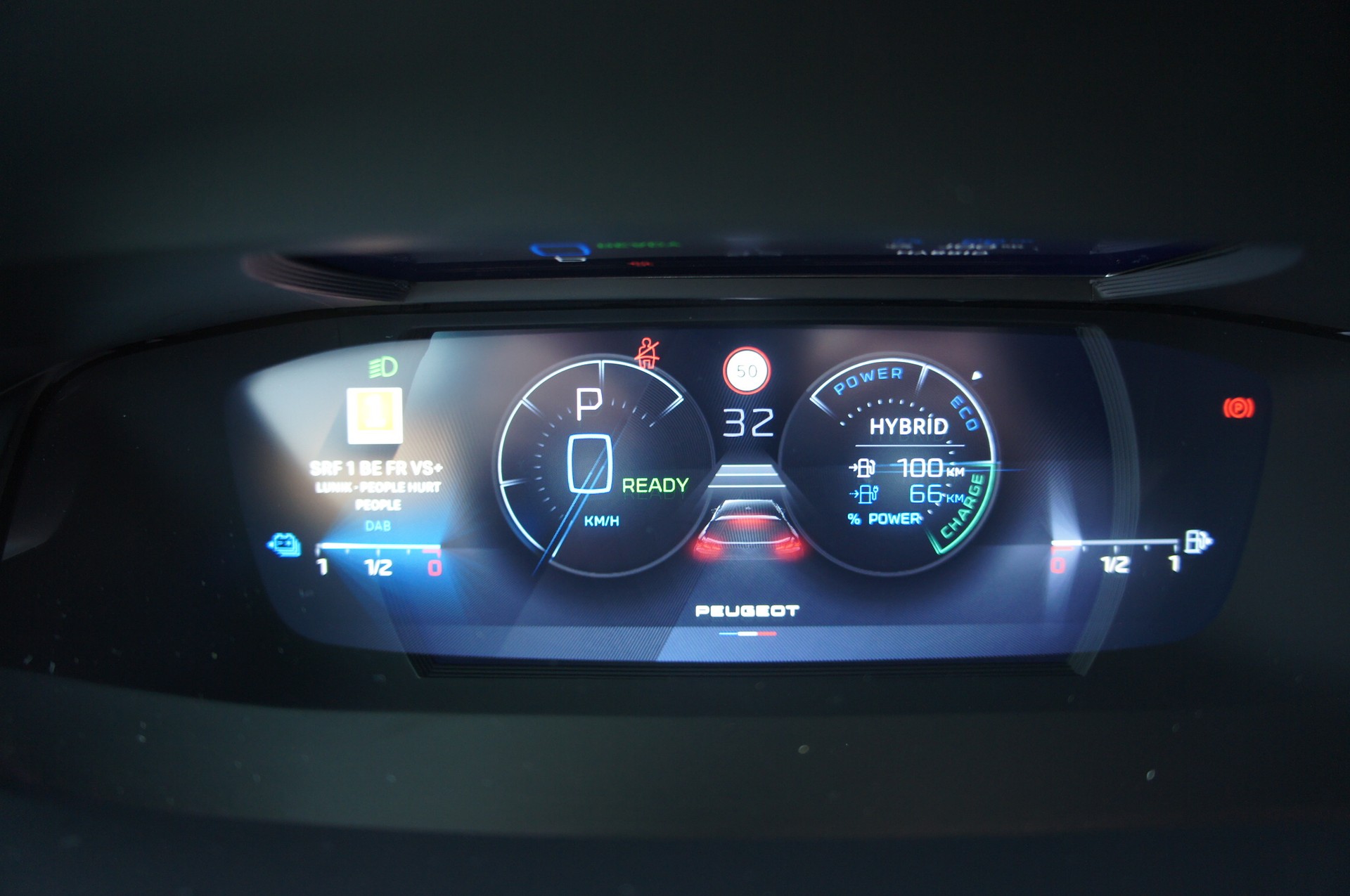 PEUGEOT 308 SW 1.6 PHEV 180 GT-image-23
