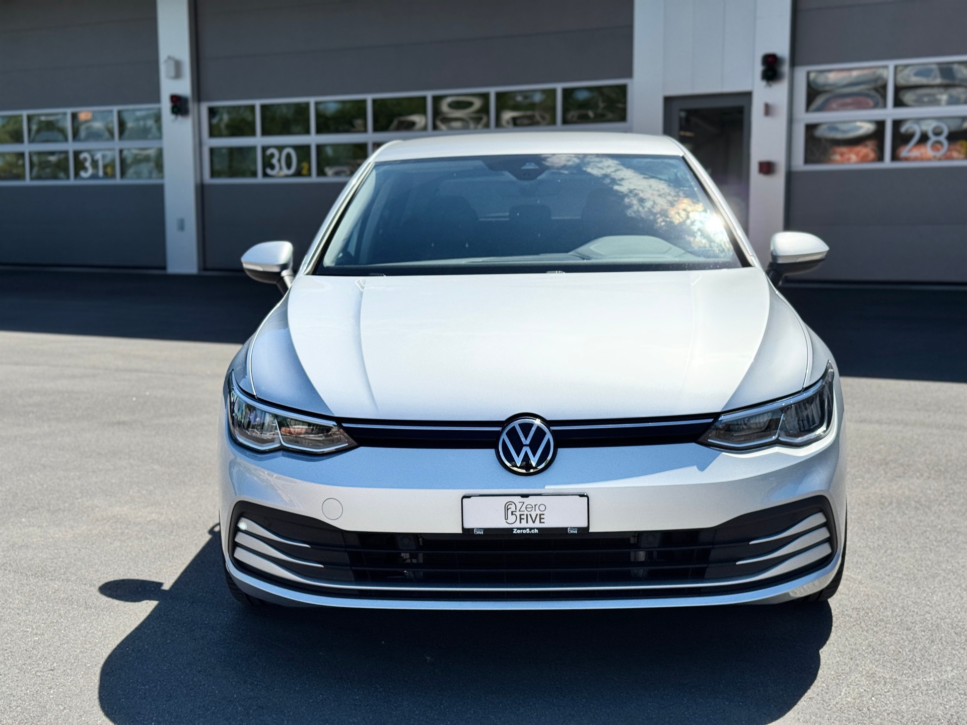 VW Golf 1.5 e TSI ACT Life DSG-showroom-element-1