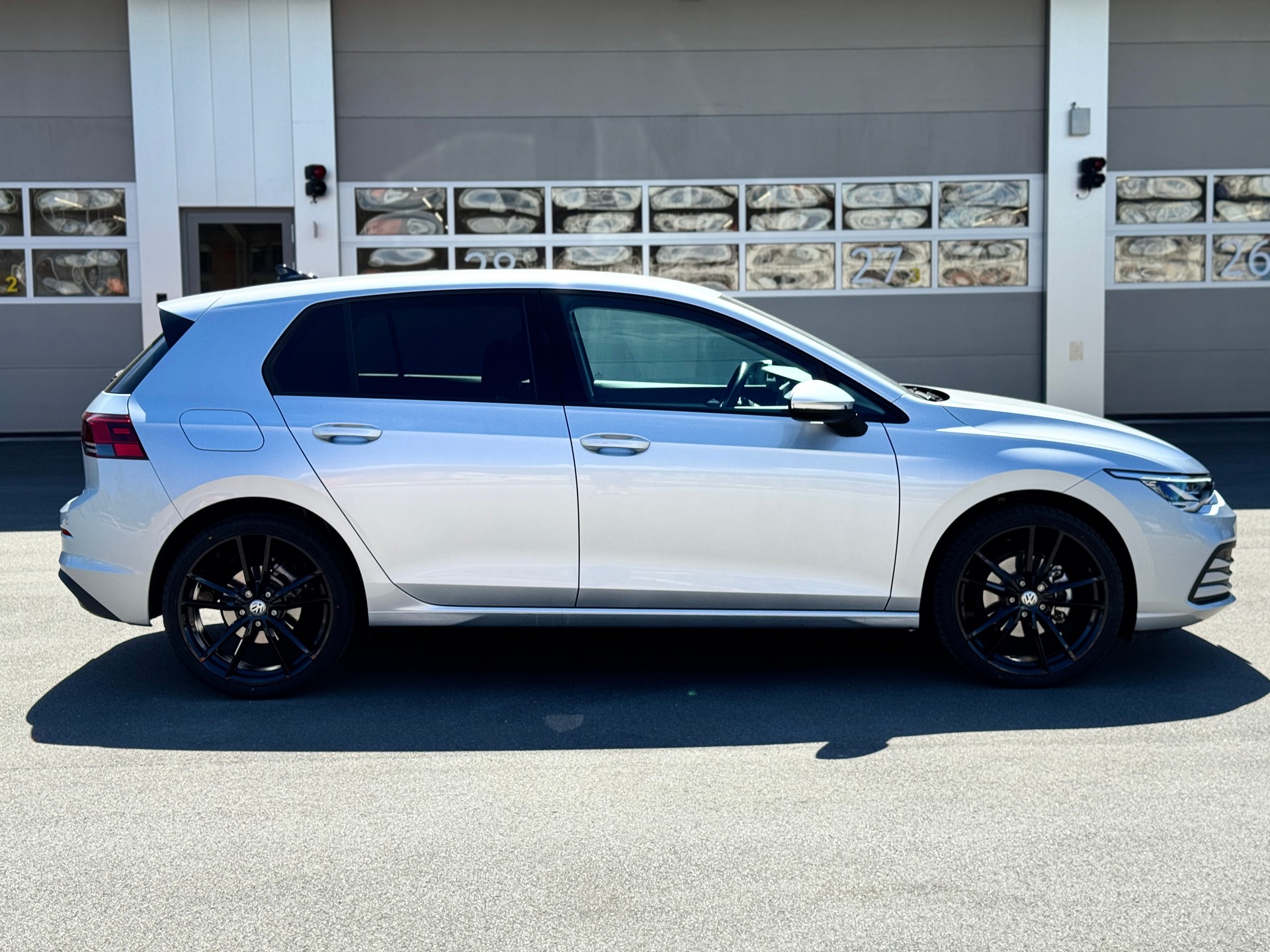 VW Golf 1.5 e TSI ACT Life DSG-showroom-element-2