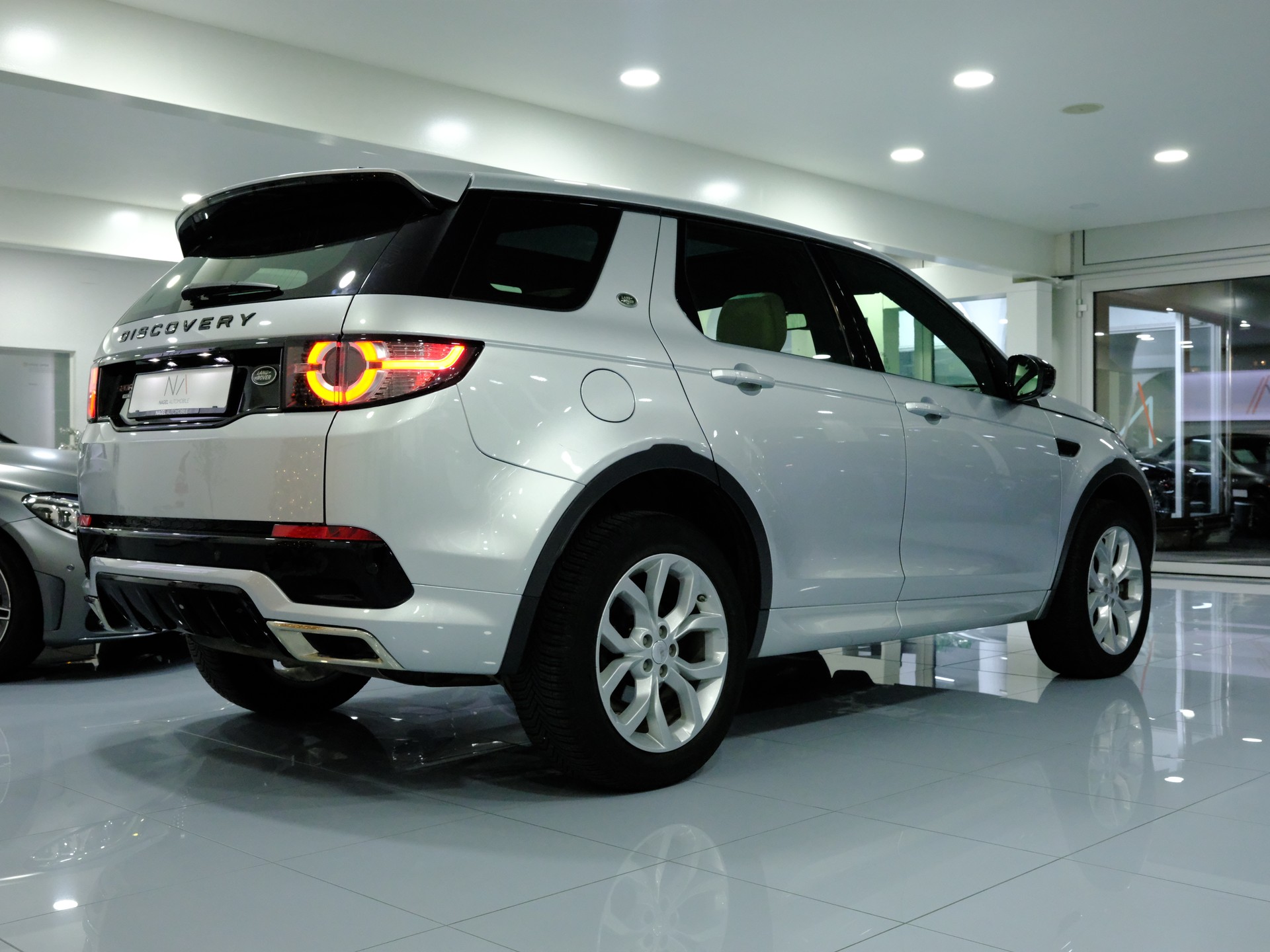 LAND ROVER Discovery Sport 2.0 SD4 HSE AT9 *Dynamic Pack* *Surround View* *Fahrassistenzpaket*-image-5