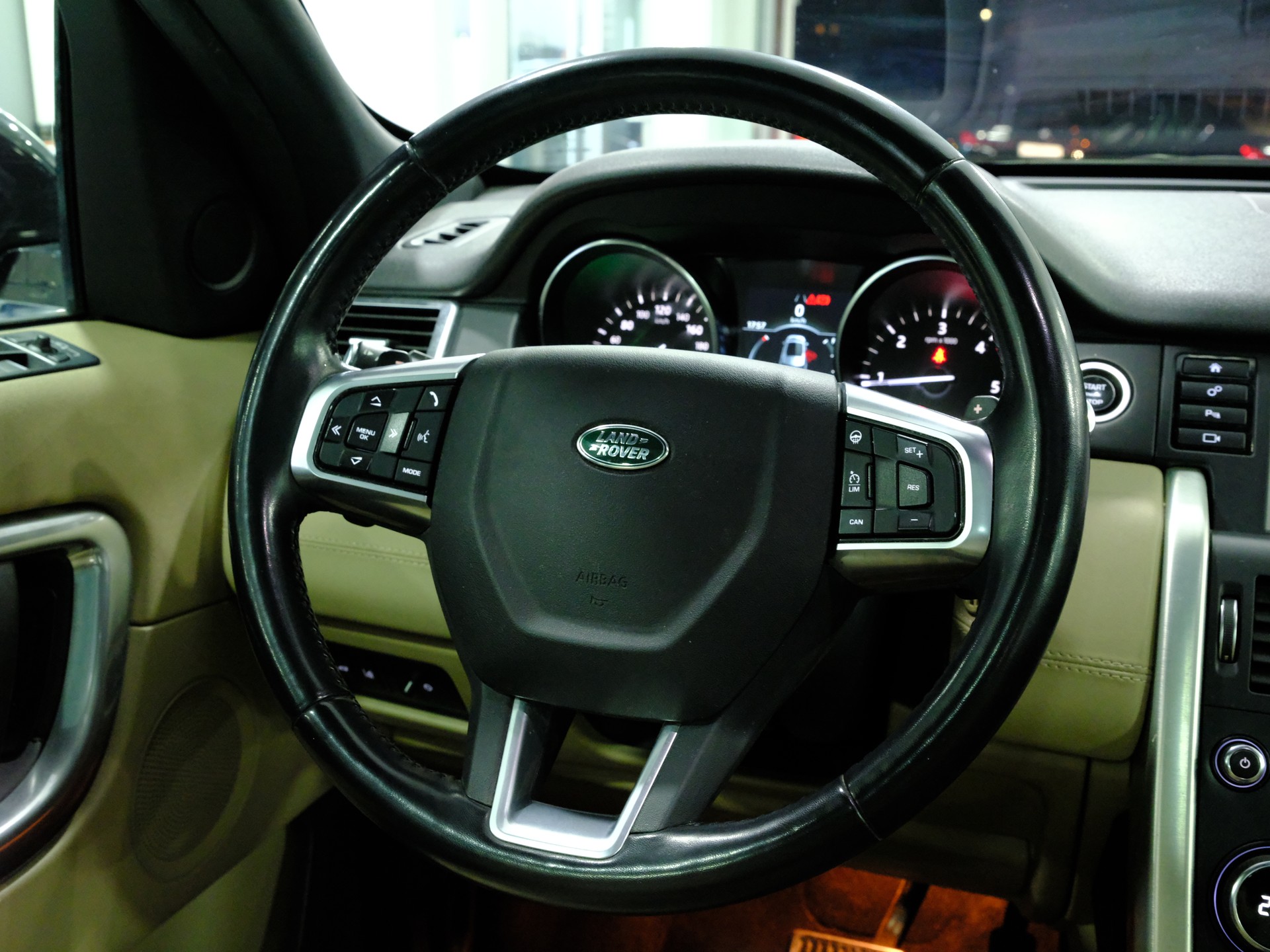 LAND ROVER Discovery Sport 2.0 SD4 HSE AT9 *Dynamic Pack* *Surround View* *Fahrassistenzpaket*-image-21
