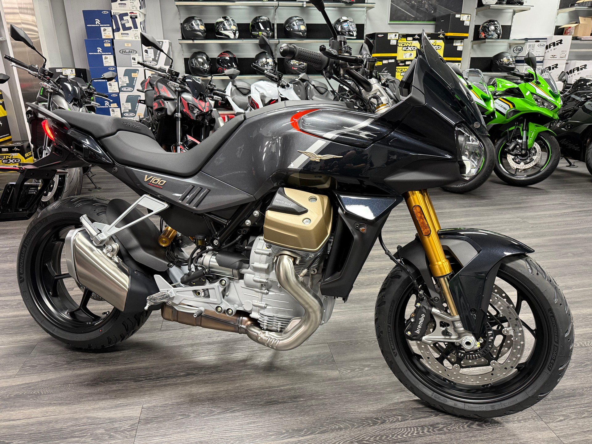 MOTO GUZZI V100 Mandello S-image-1