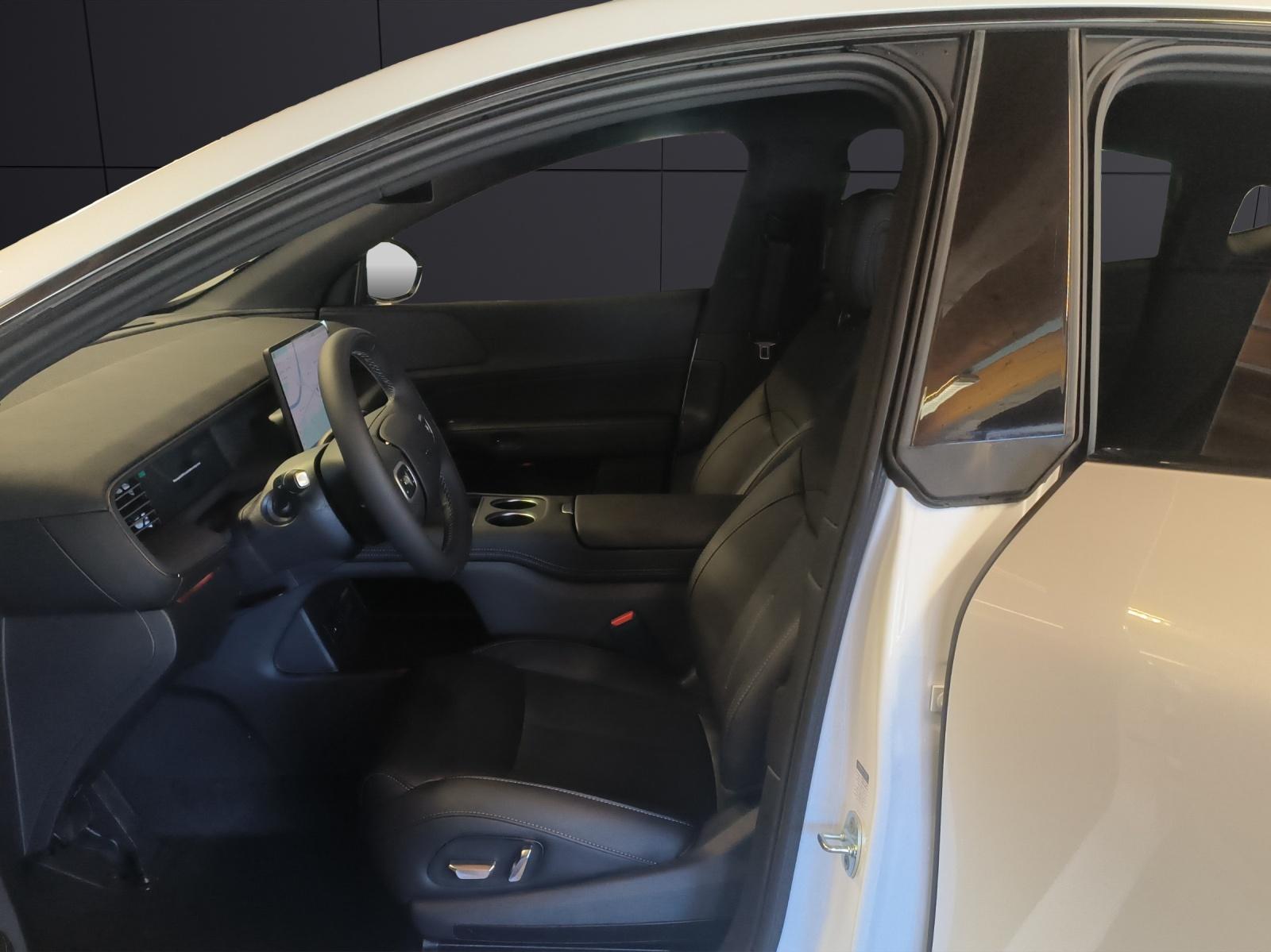 XPENG G6 Performance AWD-image-11