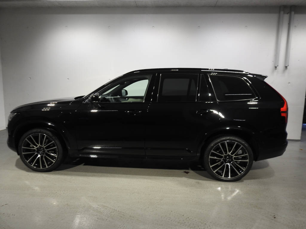 VOLVO XC90 2.0 T8 TE Ultre Dark eAWD-showroom-element-2