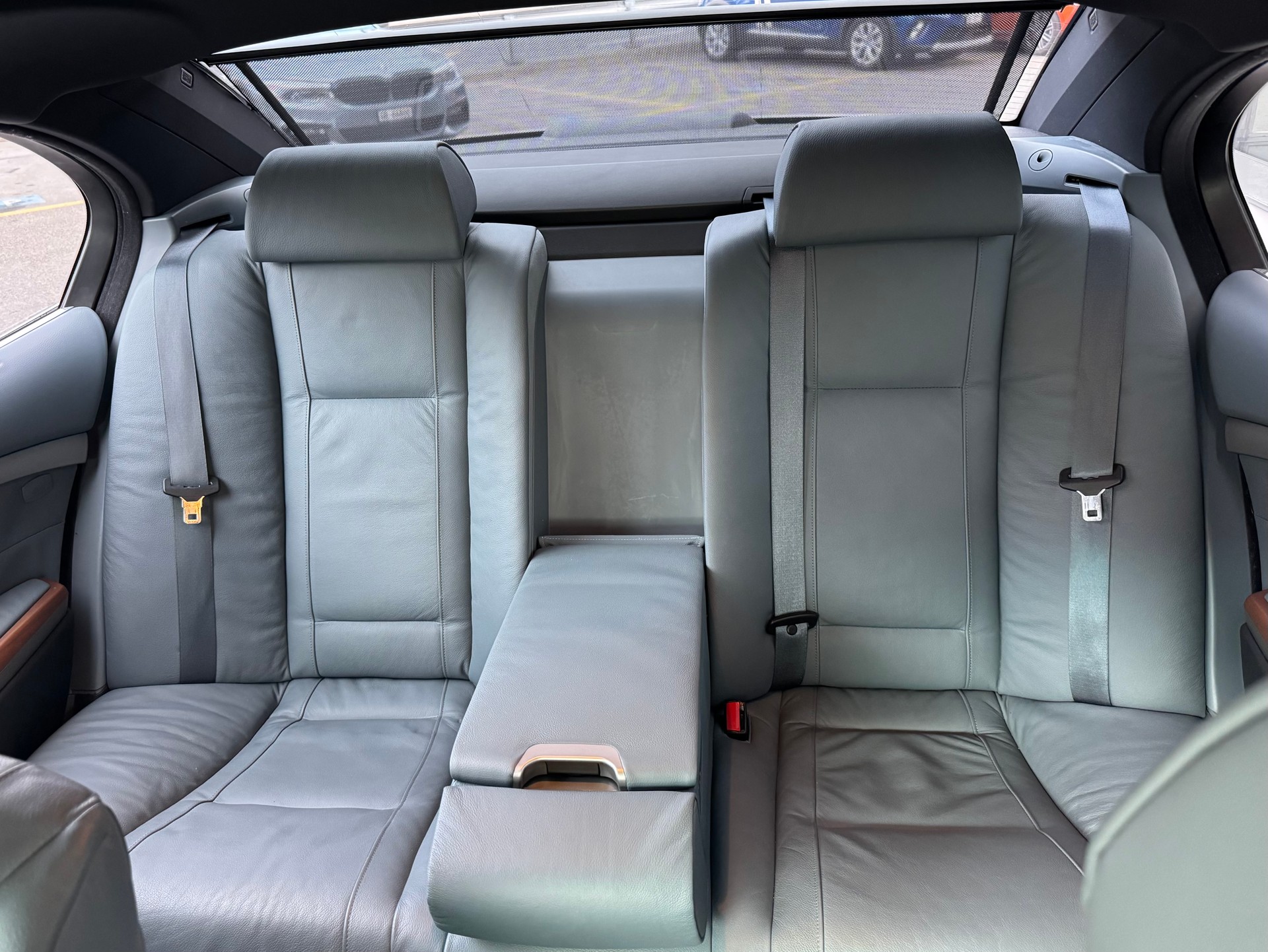 BMW 740i L-image-10