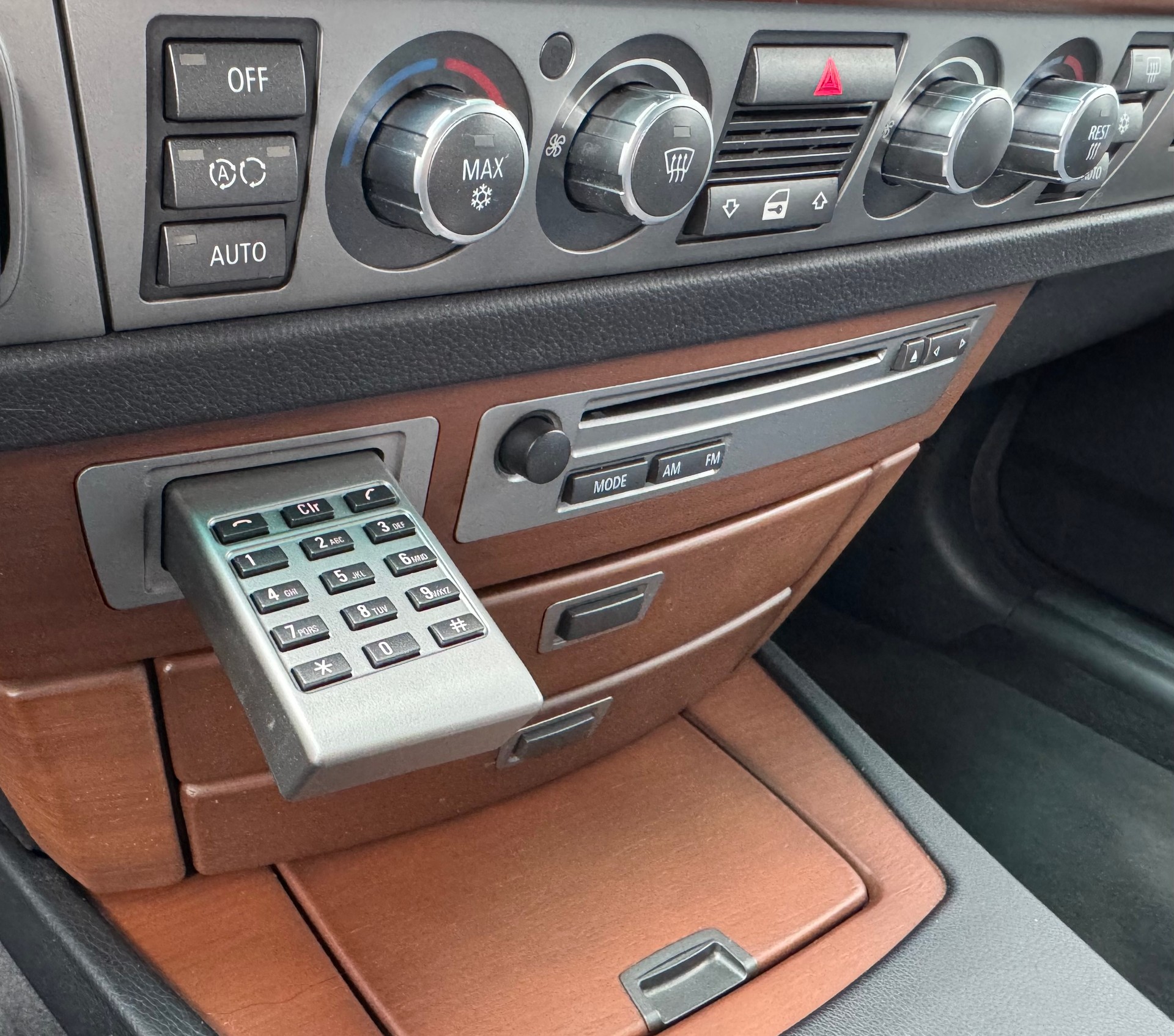 BMW 740i L-image-23