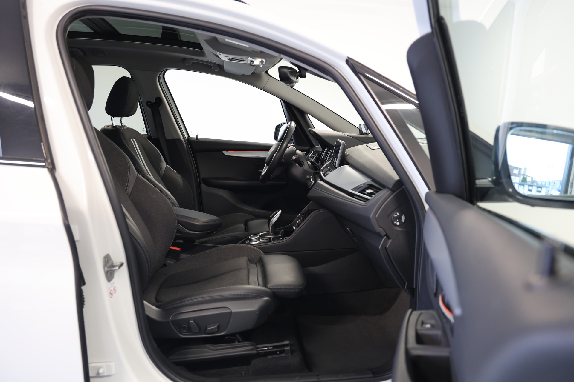 BMW 218d xDrive Gran Tourer 7-Sitzer Steptronic Sport Line-image-11
