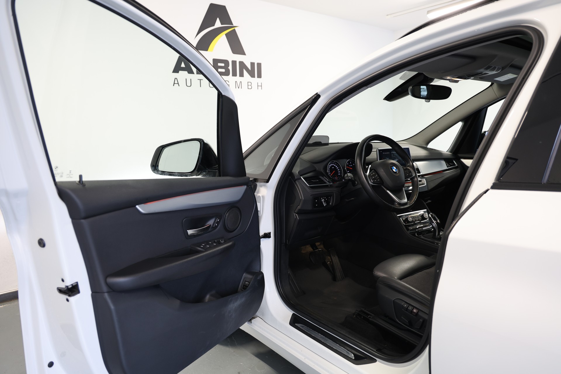 BMW 218d xDrive Gran Tourer 7-Sitzer Steptronic Sport Line-image-4