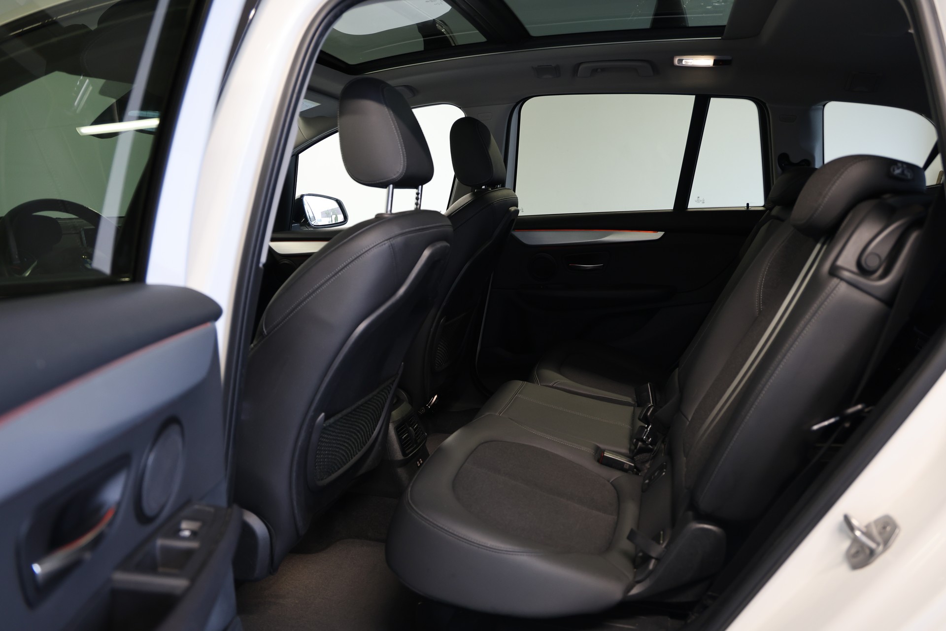 BMW 218d xDrive Gran Tourer 7-Sitzer Steptronic Sport Line-image-15