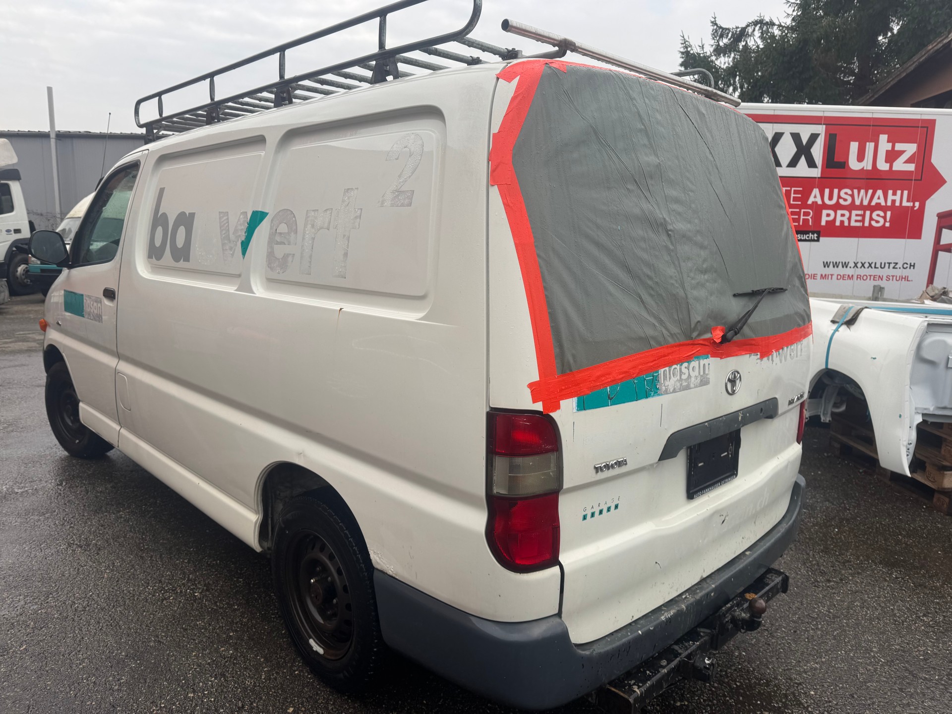 TOYOTA Hiace D-4D Van-image-5