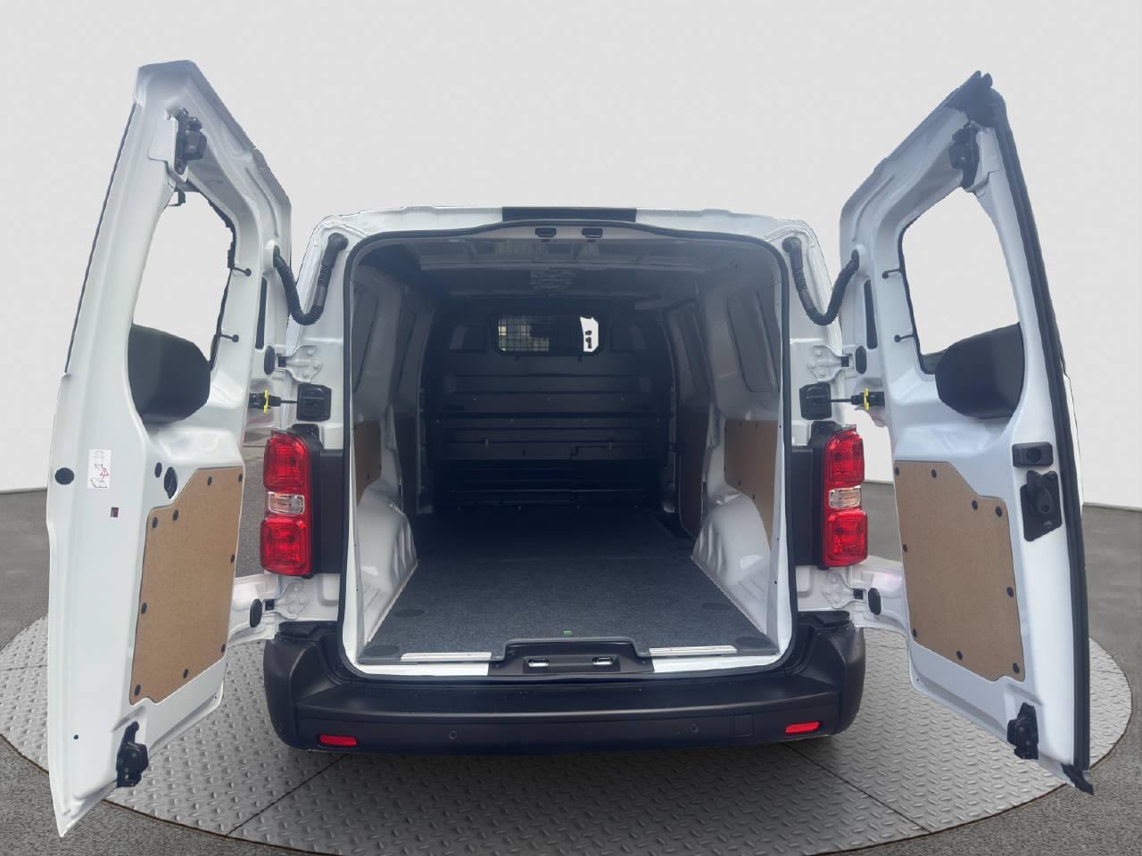 TOYOTA PROACE Van L2 2.0 D Active-image-9