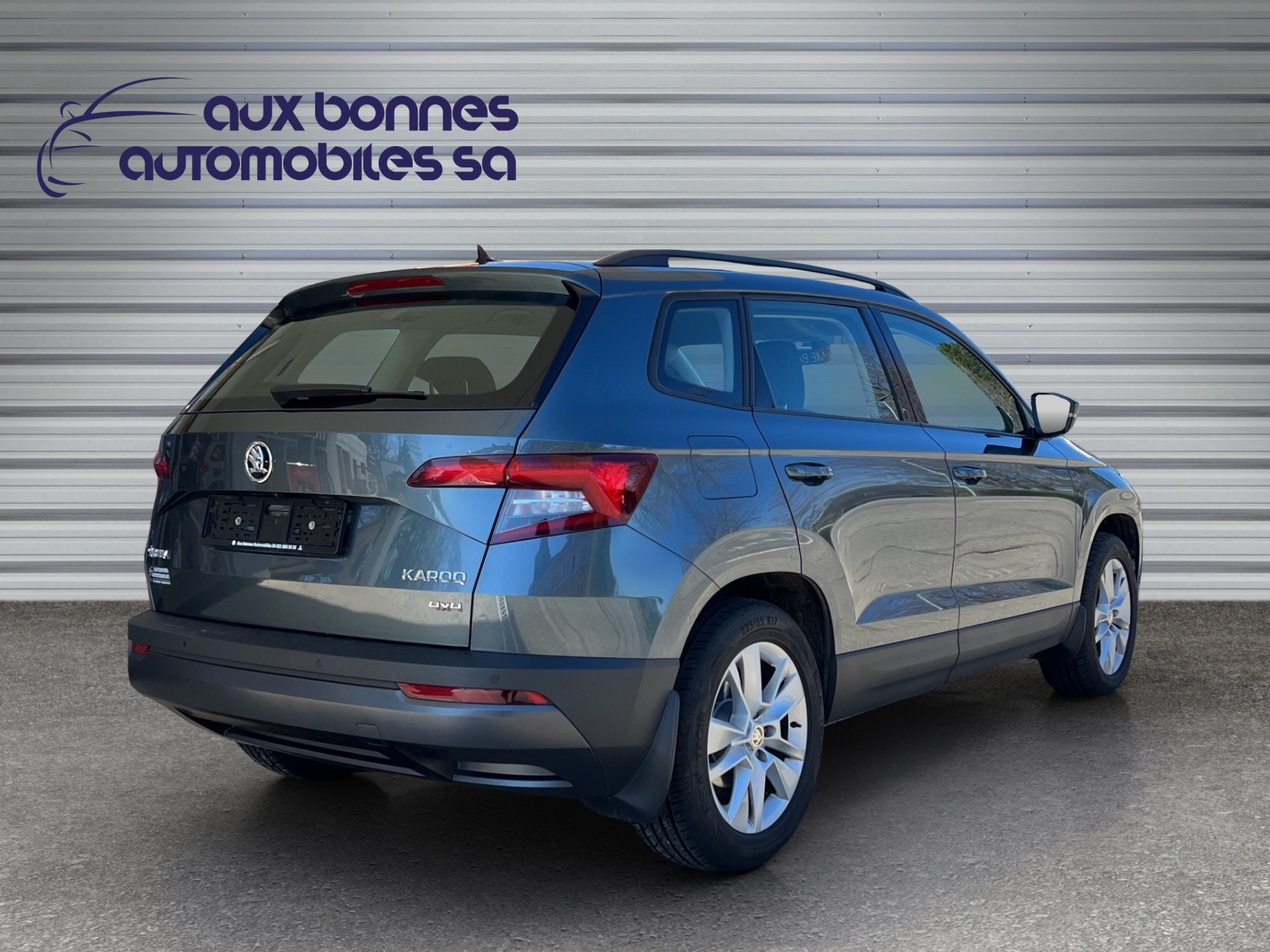 SKODA Karoq 2.0 TDI CR Ambition 4x4-showroom-element-3