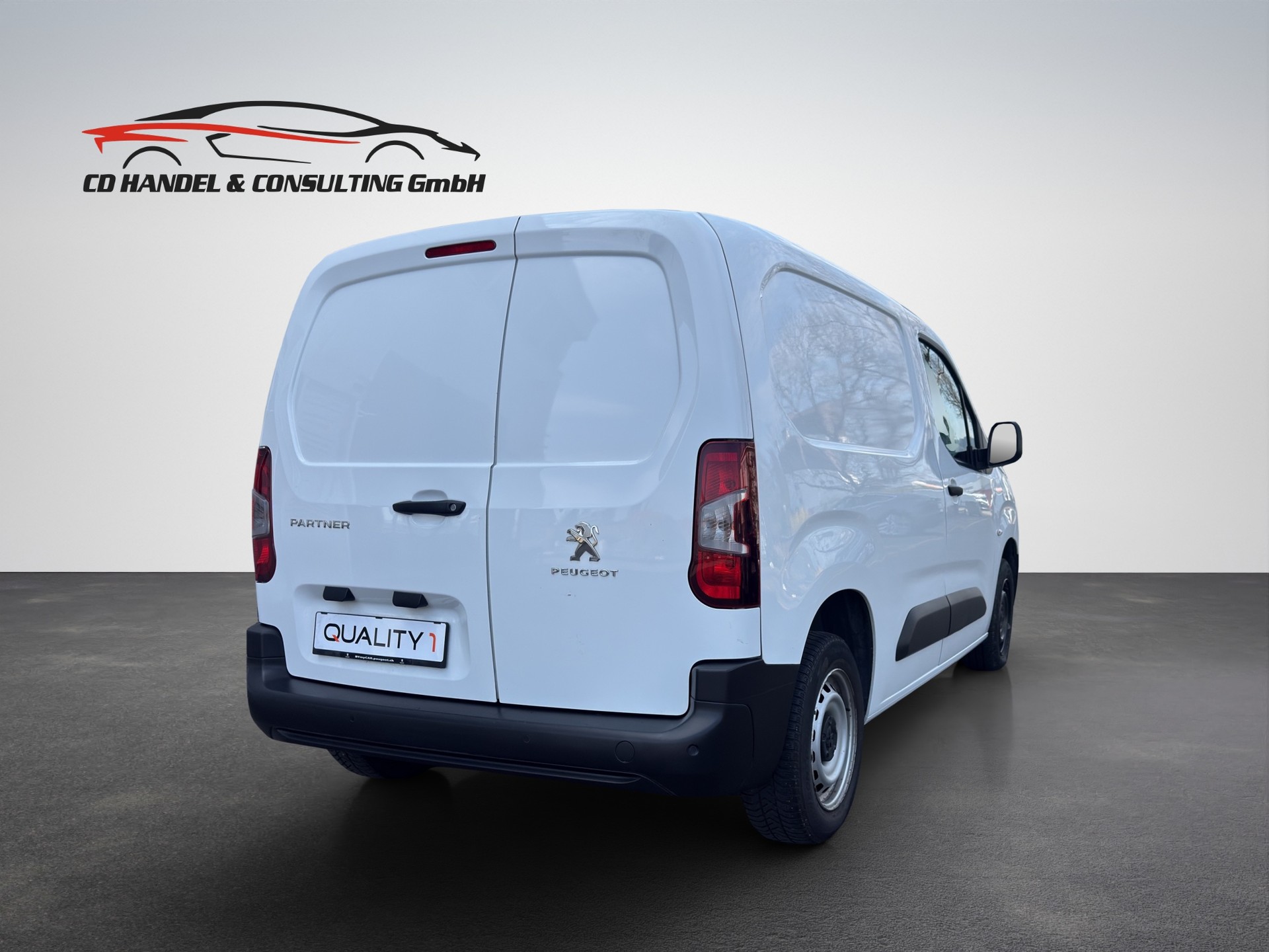 PEUGEOT Partner 1.6 Blue HDi Pro 650kg-image-3