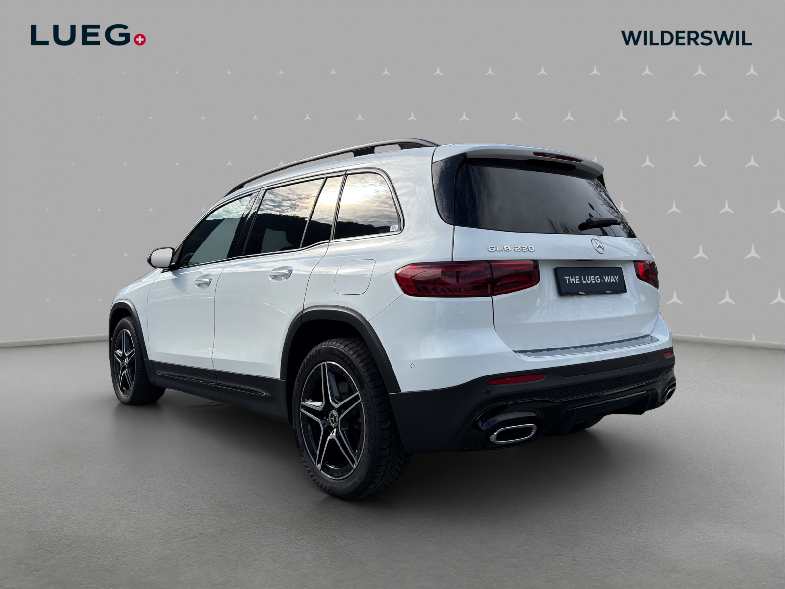 MERCEDES-BENZ GLB 220 4Matic 8G-Tronic-image-2