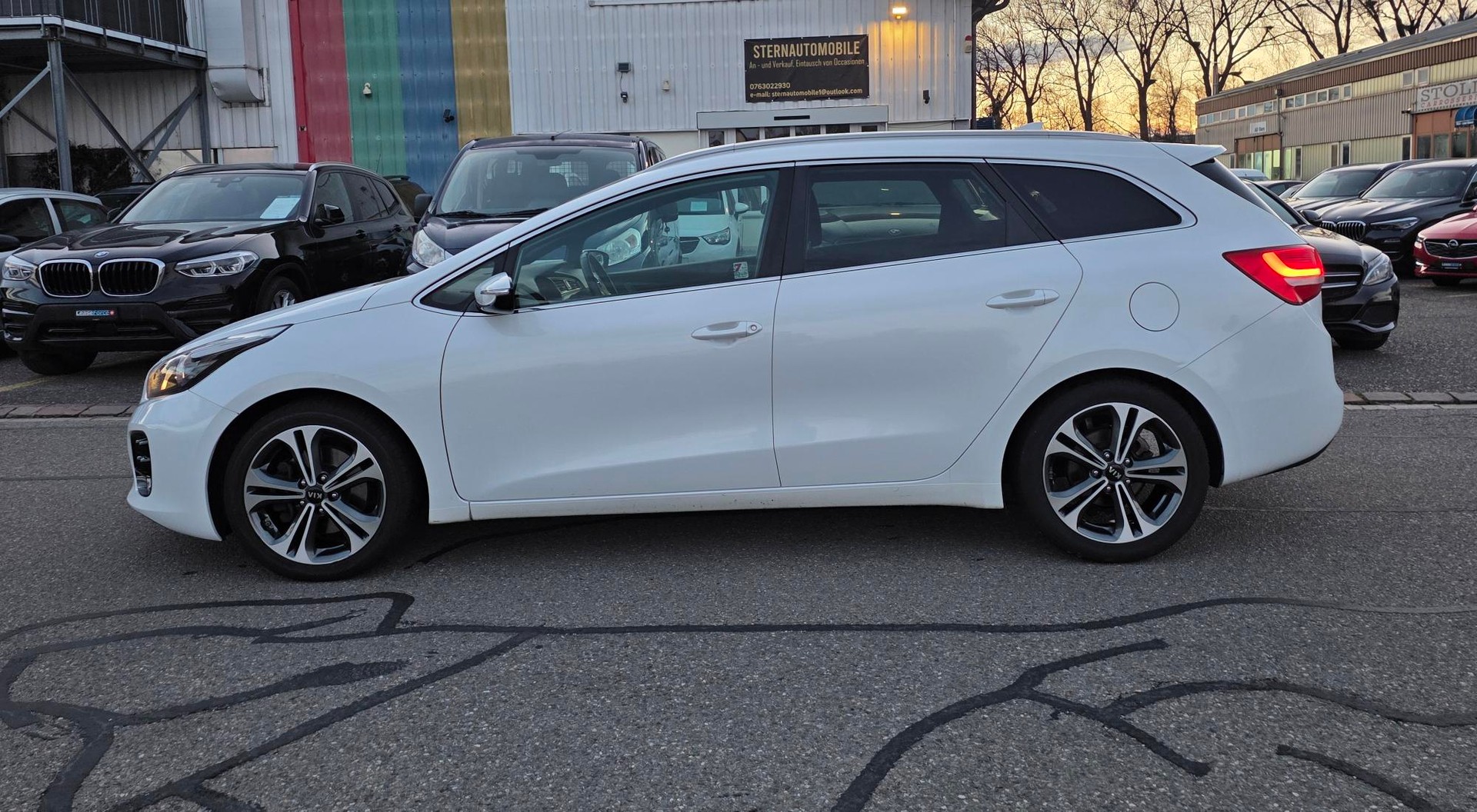 KIA Cee'd Sportswagon 1.0 T-GDi GT Line-image-3