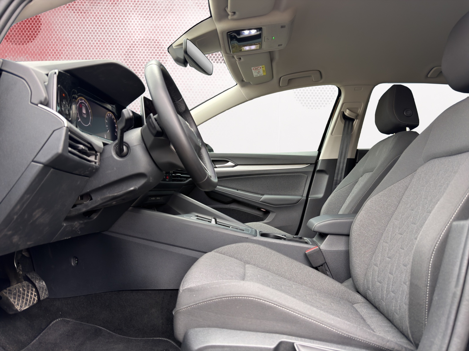 VW Golf 1.5 e TSI mHEV Life DSG-image-9