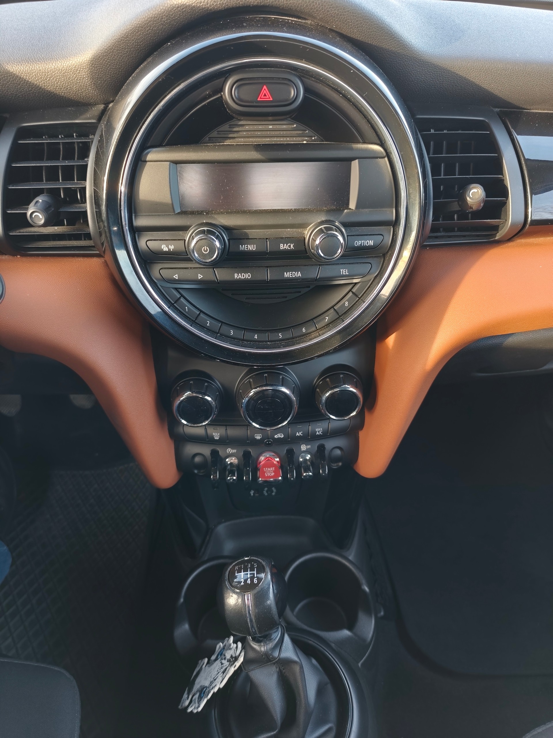 MINI Cooper-image-13