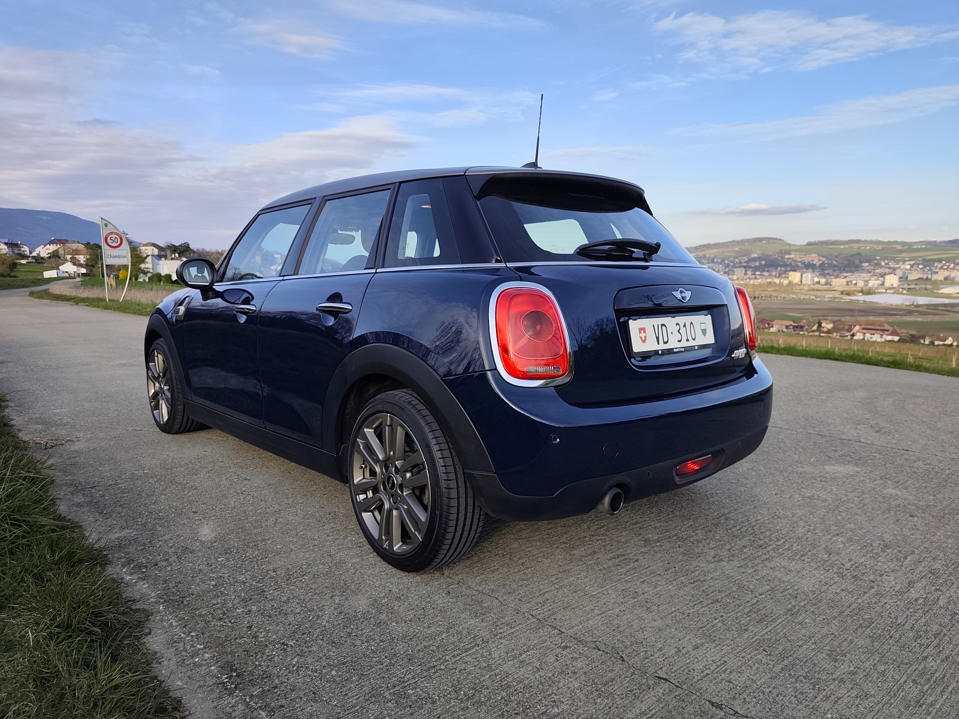 MINI Cooper-image-4