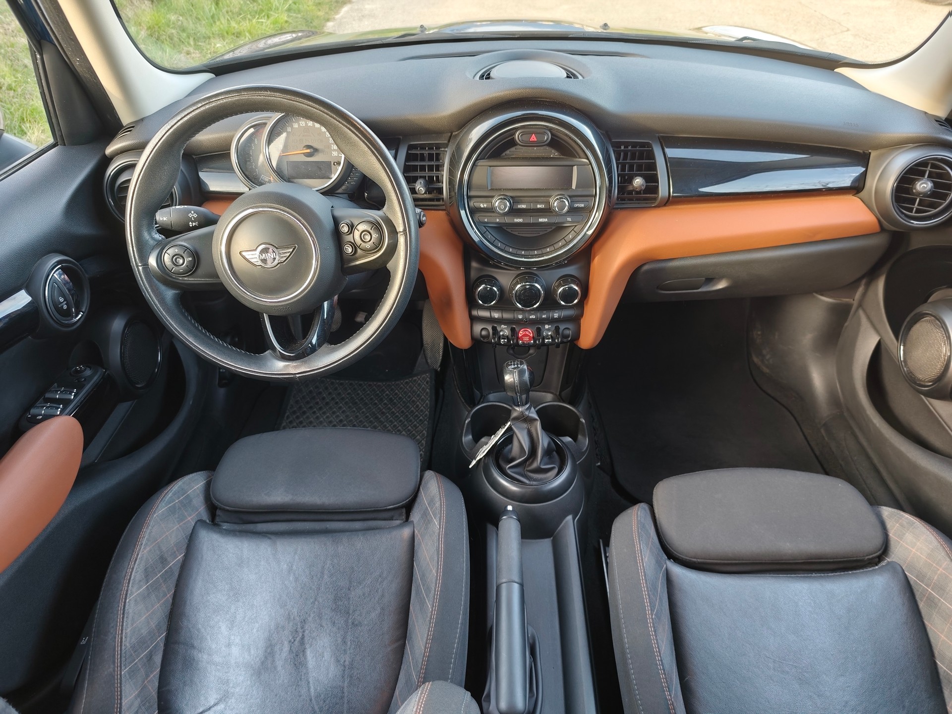 MINI Cooper-image-9