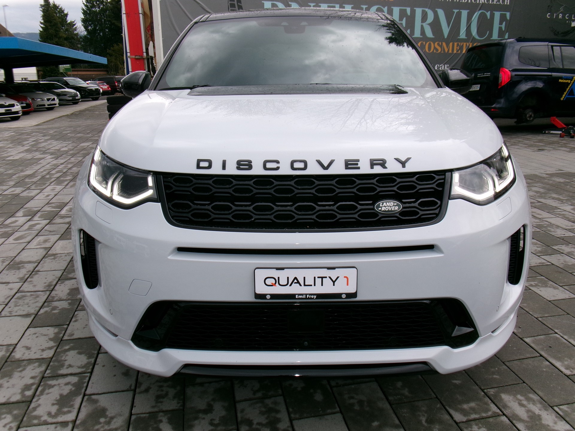 LAND ROVER Discovery Sport R Dyn D240 2.0D SD4 MHEV HSE AT9-showroom-element-1