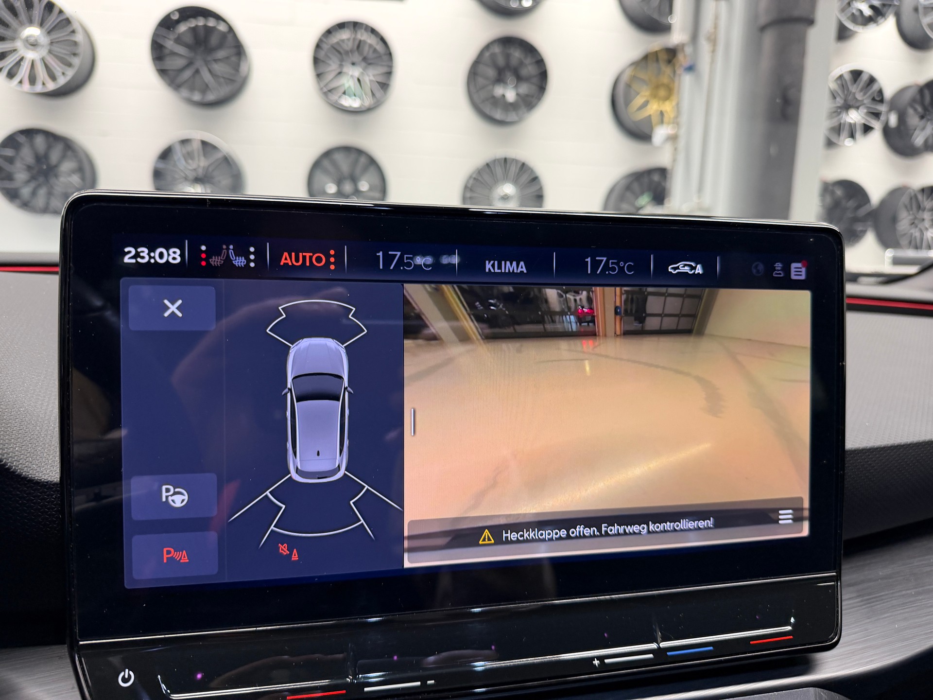 CUPRA Leon 1.5 eTSI DSG *Intelligent Drive Pack*Frisch MFK*Lückenlose Servicehistorie bei CUPRA*-image-21