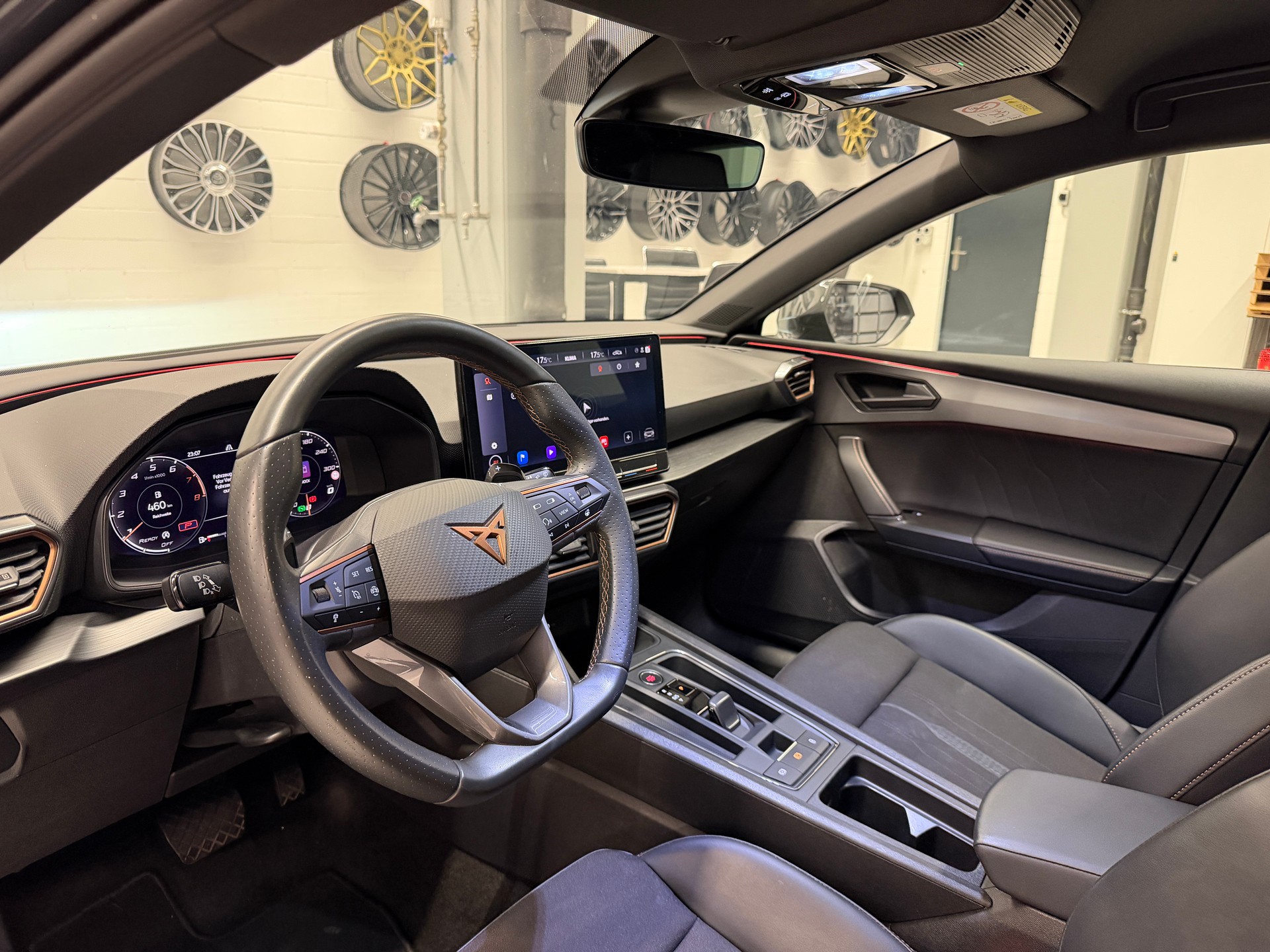 CUPRA Leon 1.5 eTSI DSG *Intelligent Drive Pack*Frisch MFK*Lückenlose Servicehistorie bei CUPRA*-image-13