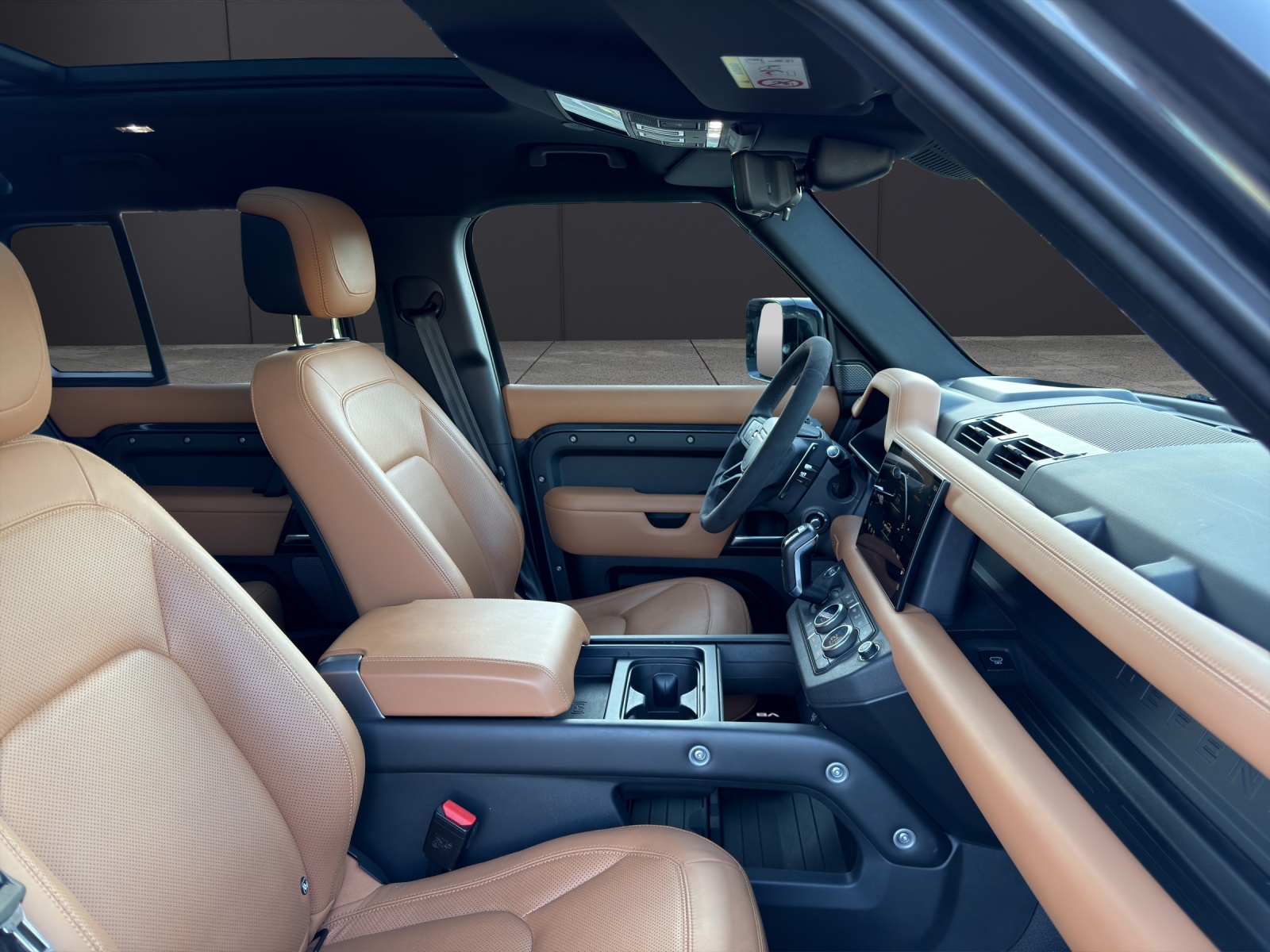 LAND ROVER Defender 110 525 V8 5.0 Carpathian Edition AT8-image-12