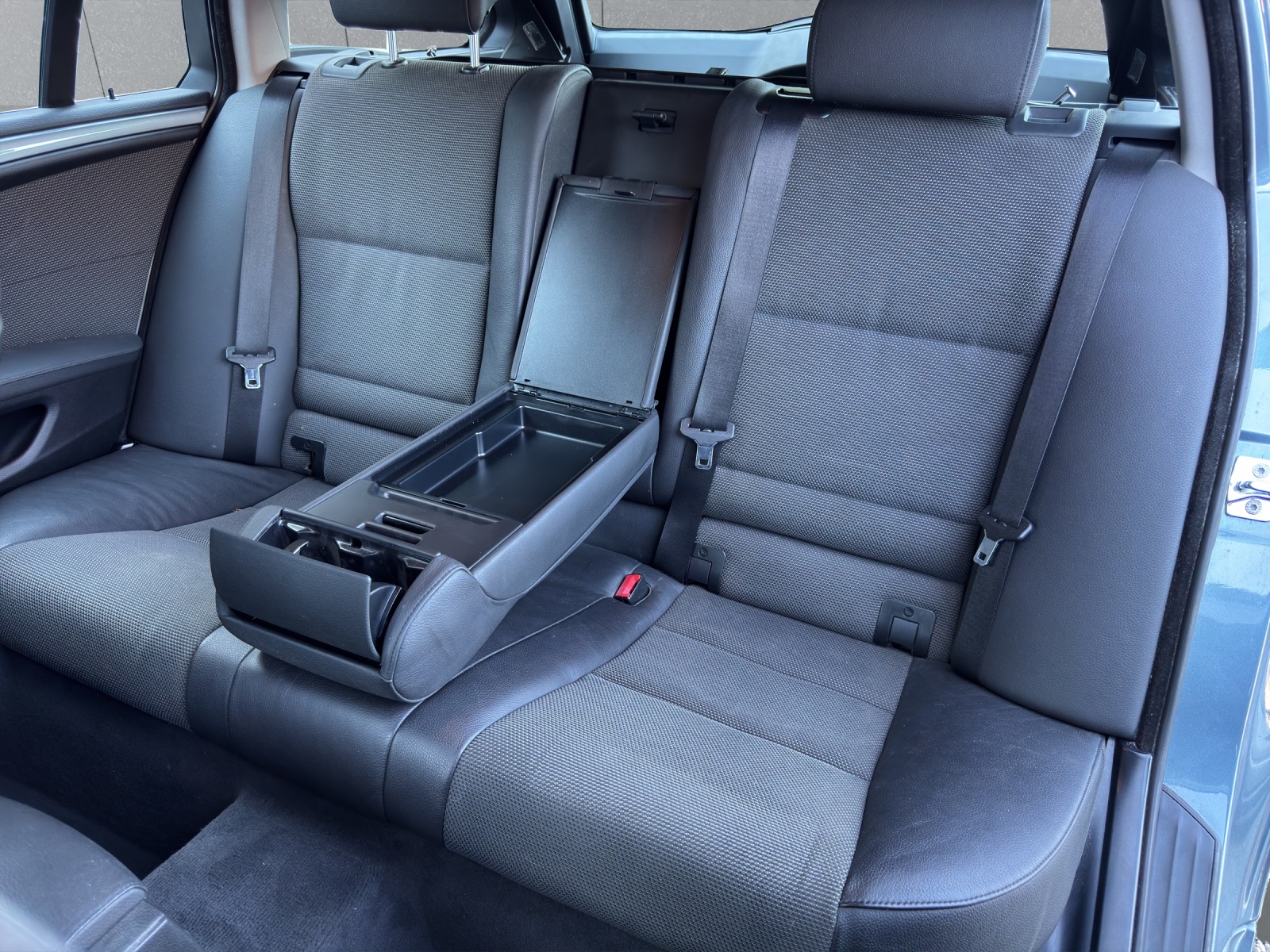 BMW 523i Touring Steptronic-image-11