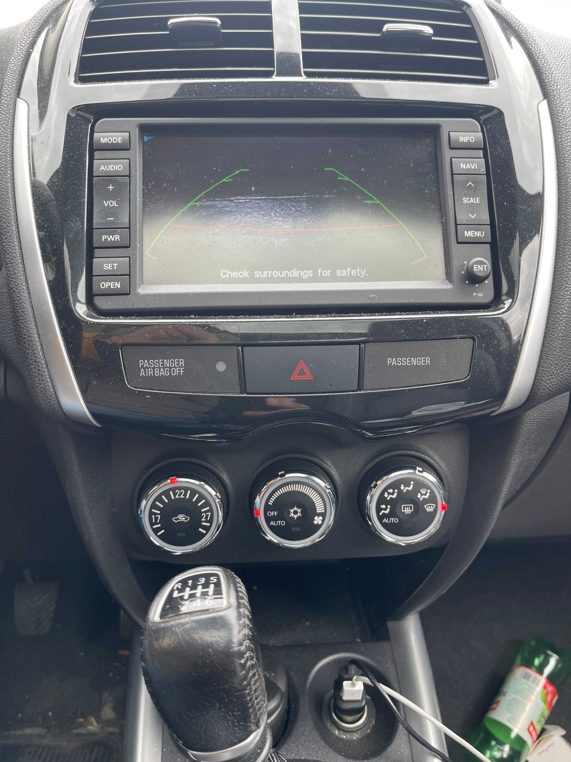 PEUGEOT 4008 1.8 HDi Allure 4WD-image-13