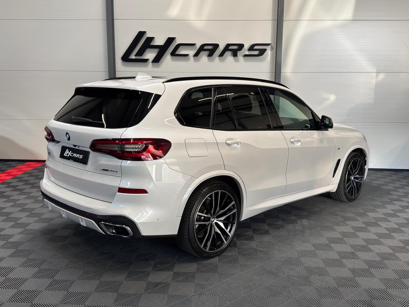 BMW X5 45e xDrive SAG-image-3