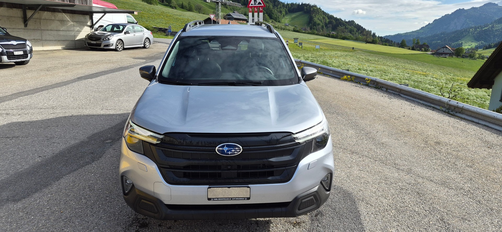 SUBARU Forester 2.0i e-Boxer Swiss Plus Lineartronic-showroom-element-1