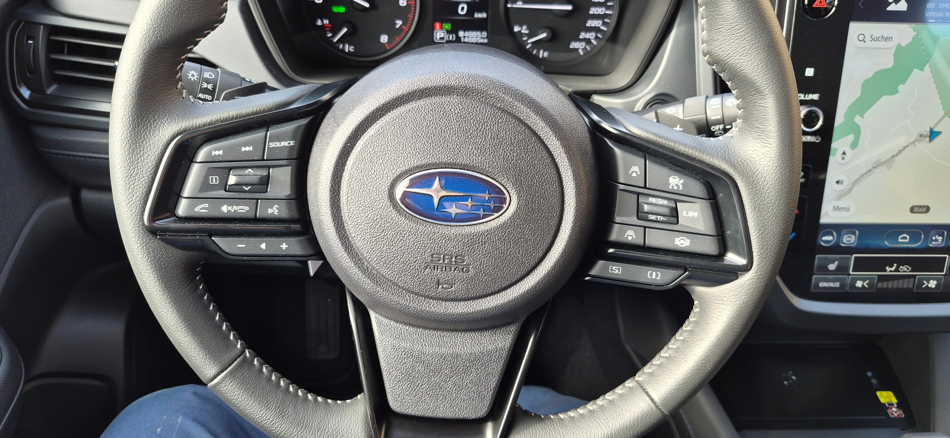 SUBARU Forester 2.0i e-Boxer Swiss Plus Lineartronic-image-25