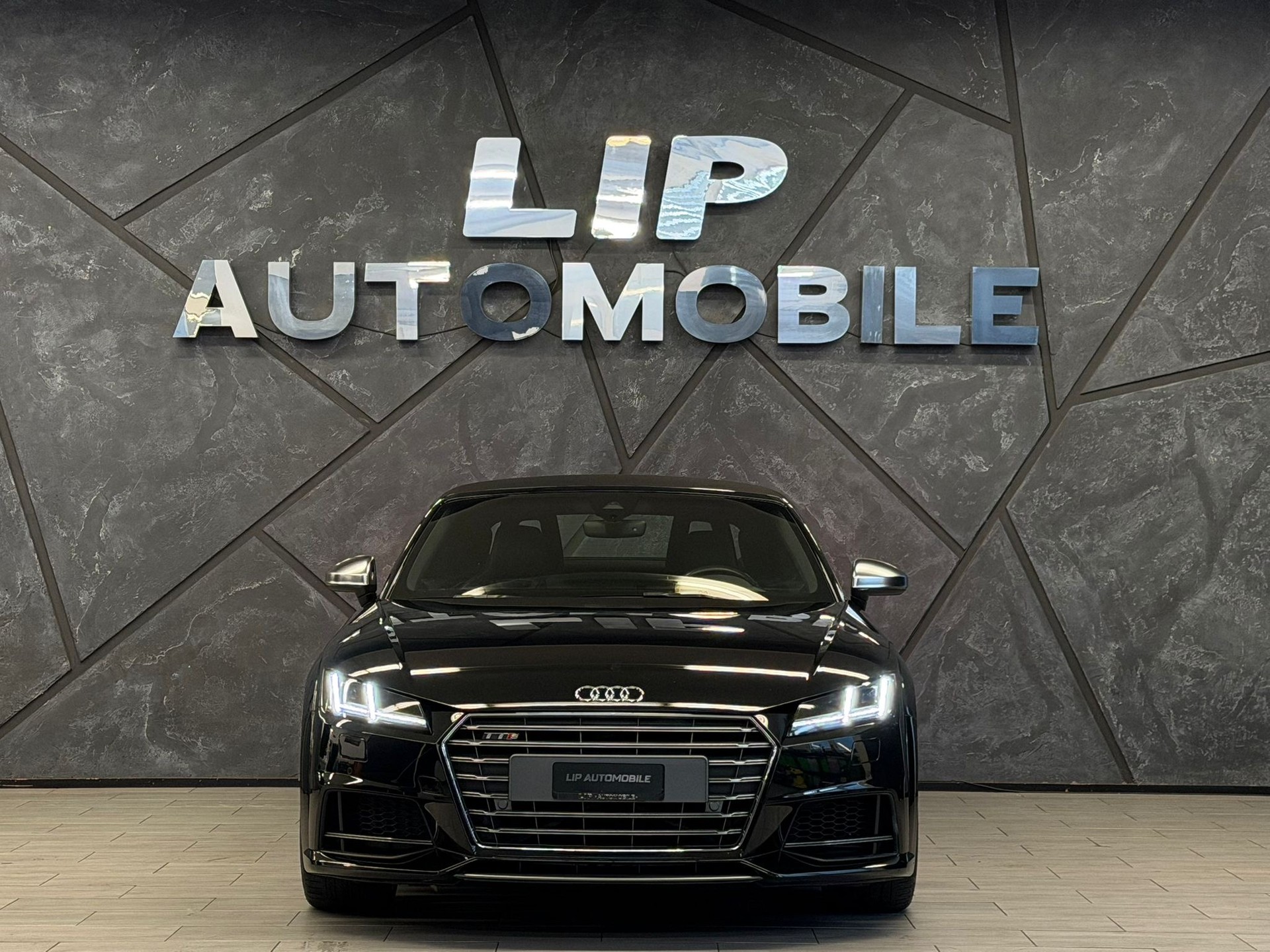 AUDI TTS Roadster 2.0 TFSI quattro S-tronic-showroom-element-1