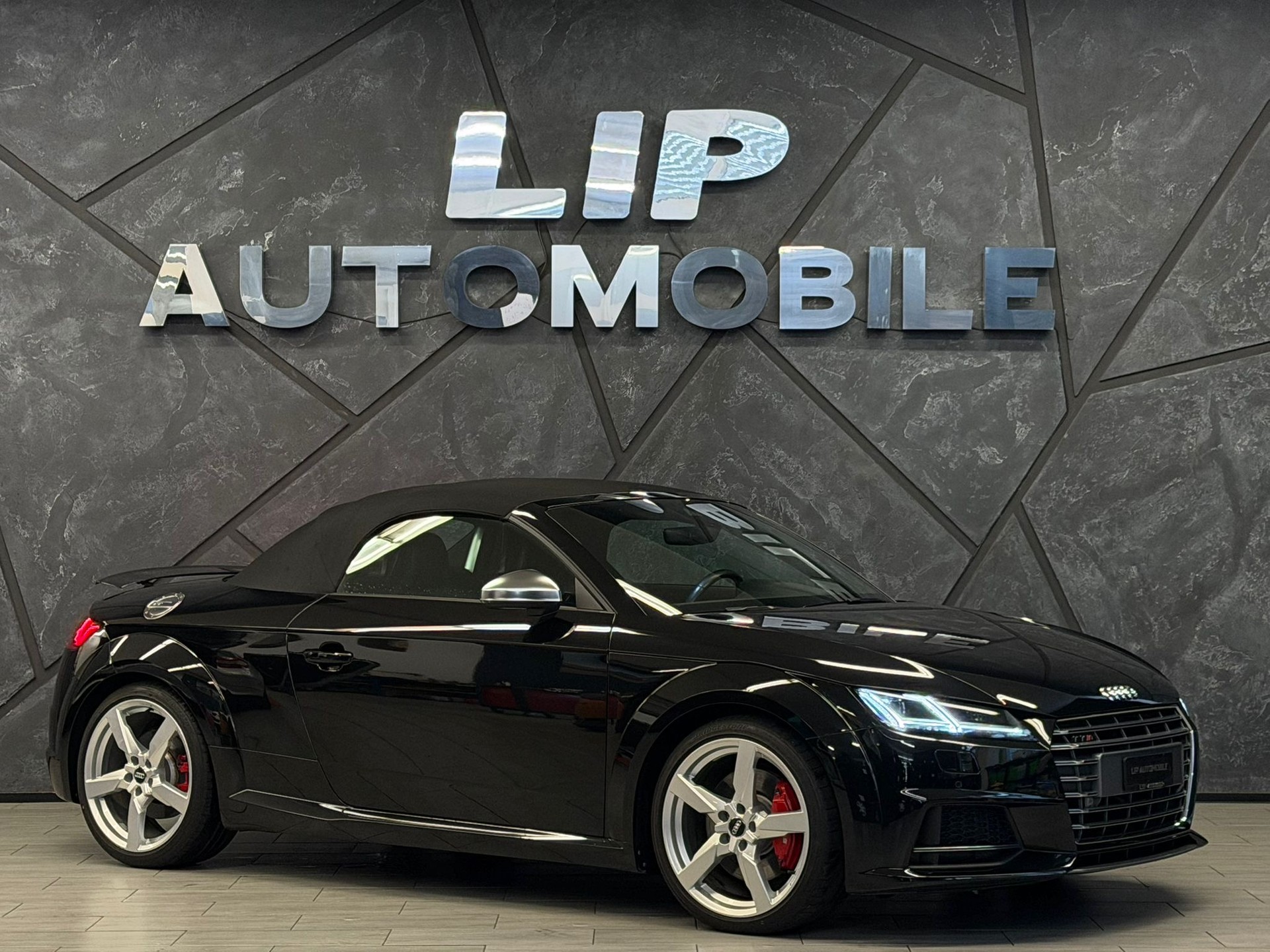 AUDI TTS Roadster 2.0 TFSI quattro S-tronic-showroom-element-2