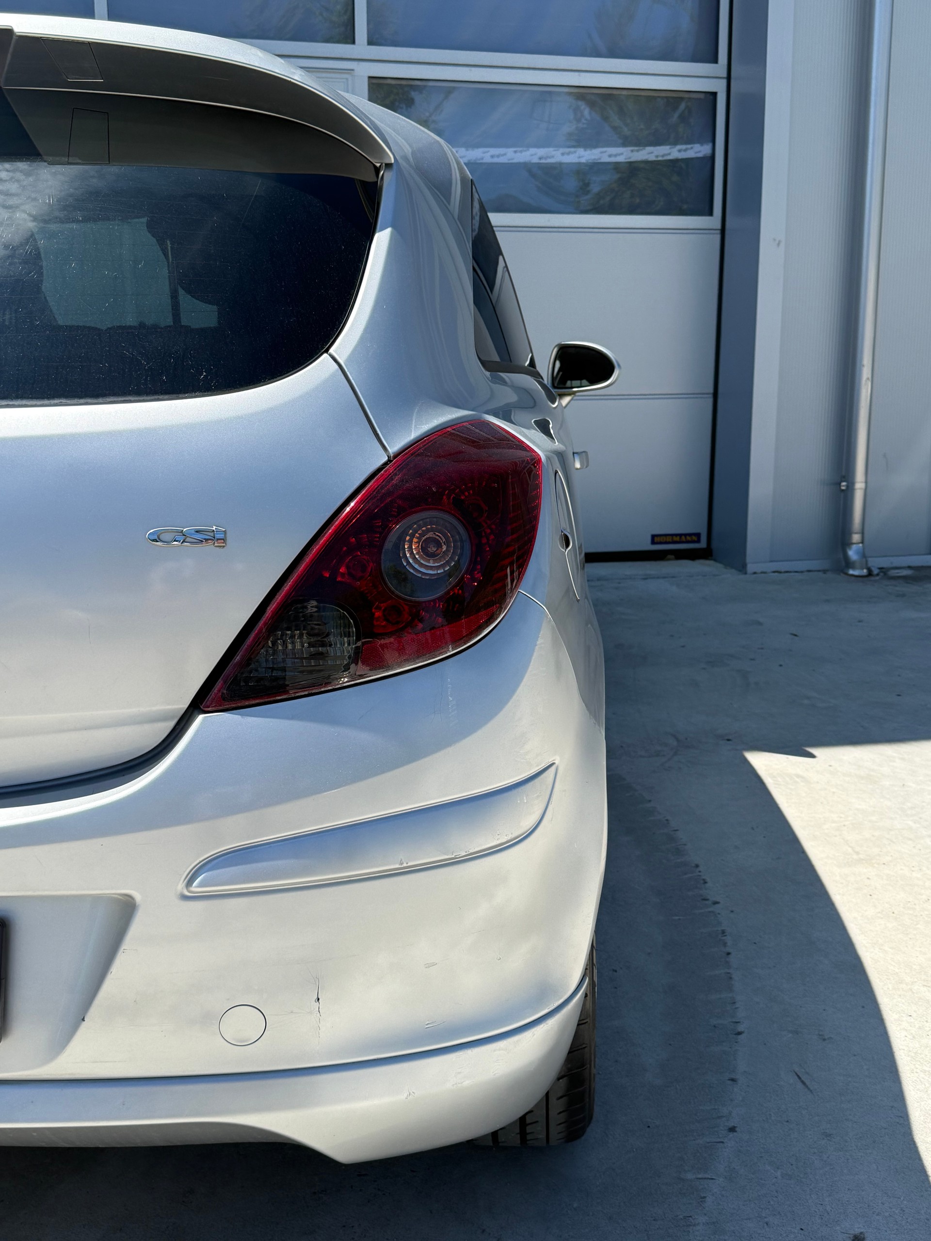 OPEL Corsa 1.6 Turbo GSi-image-6