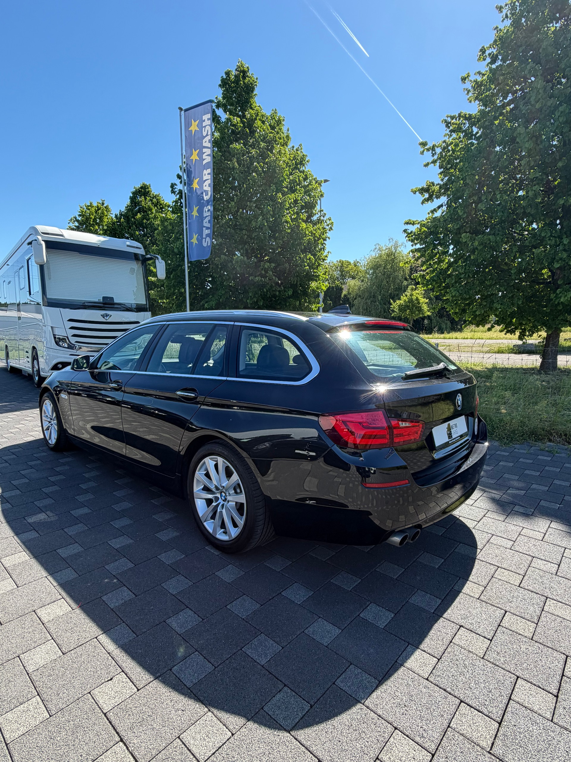 BMW 525d xDrive Touring Steptronic-showroom-element-2