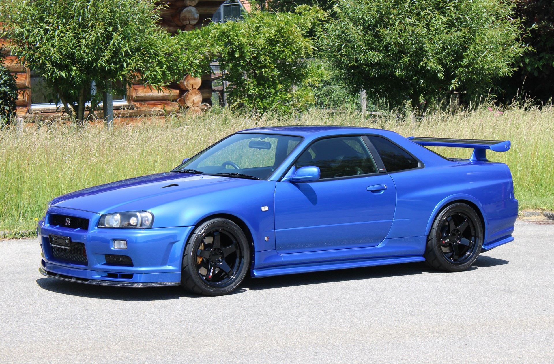 NISSAN Skyline R34 GT-R V-Spec