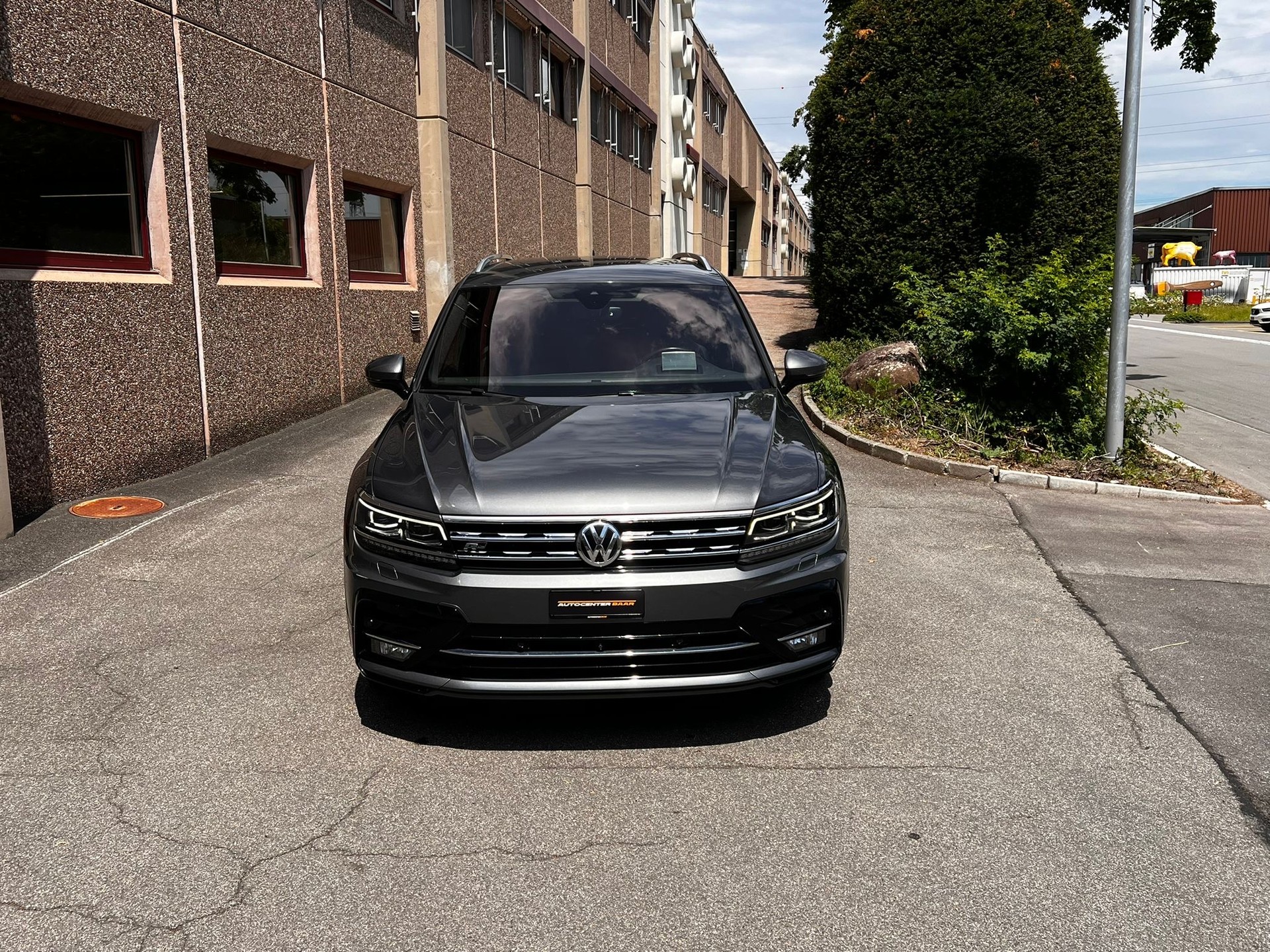 VW Tiguan 2.0 TDI SCR Highline 4Motion DSG-showroom-element-1