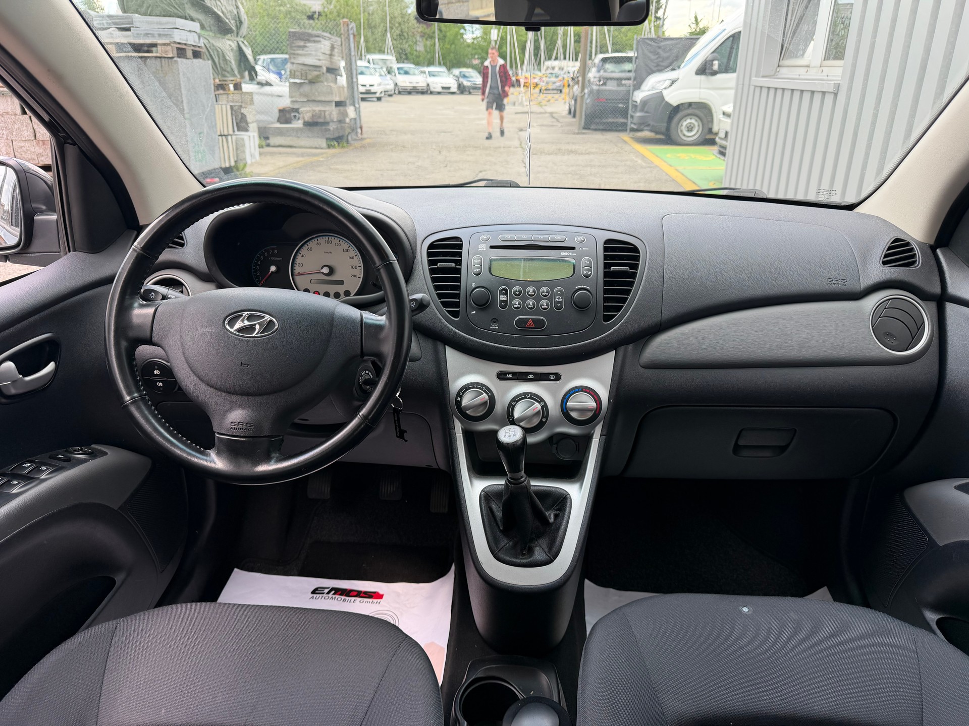 HYUNDAI i10 1.2 Style-image-7