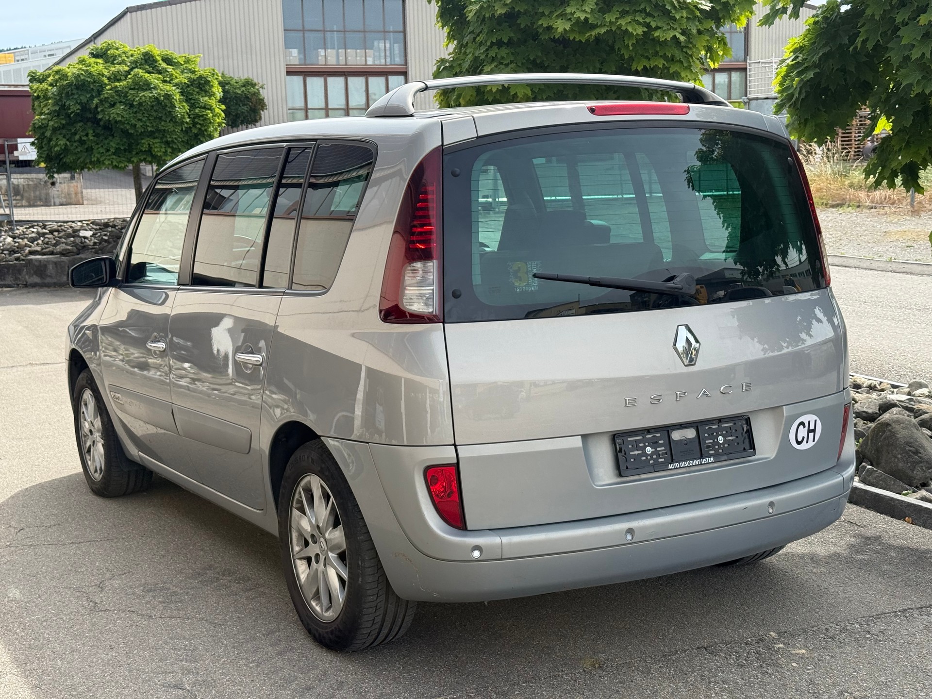 RENAULT Espace 2.0 dCi Swiss Edition-image-3