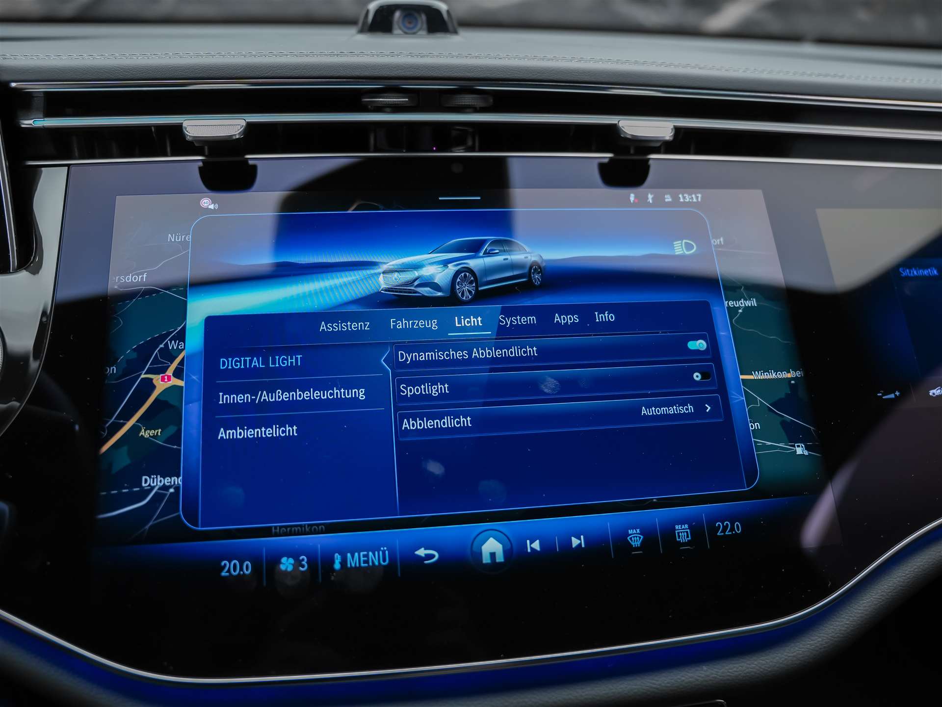 MERCEDES-BENZ E 220 d 4Matic AMG Line 9G-Tronic *Superscreen*Burmester*360° Kamera*-image-38