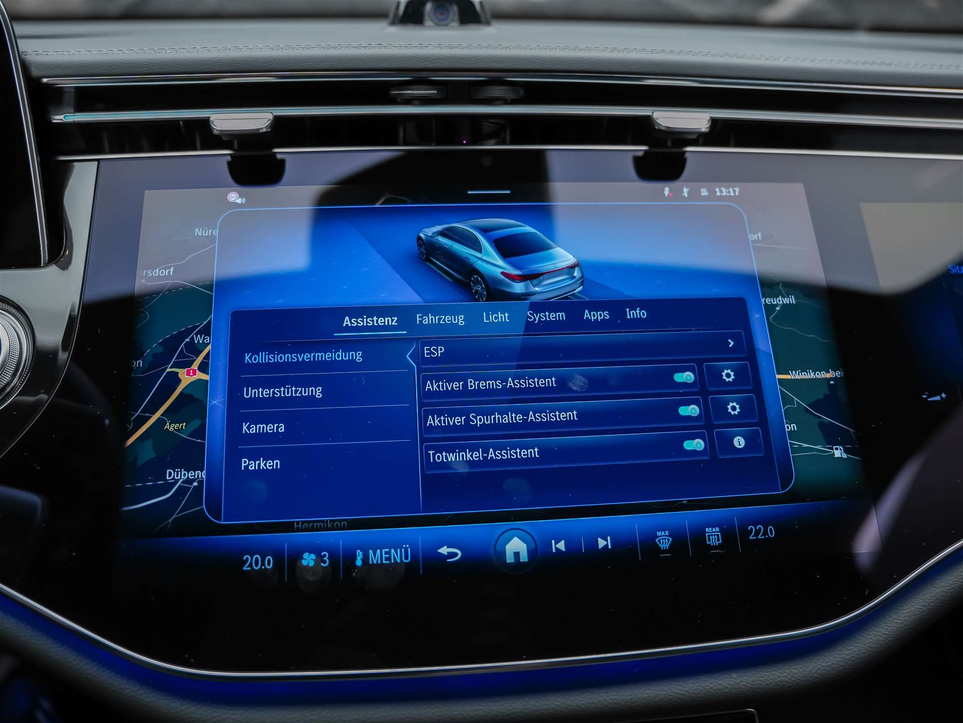 MERCEDES-BENZ E 220 d 4Matic AMG Line 9G-Tronic *Superscreen*Burmester*360° Kamera*-image-35