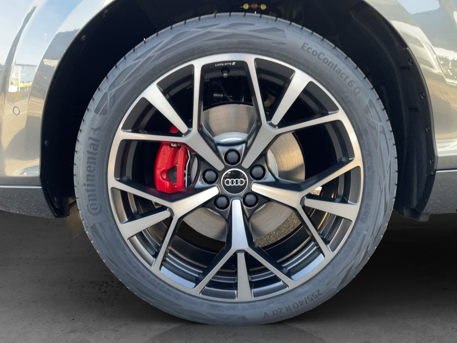 AUDI Q3 SUV TFSI quattro 195 kW S tronic-image-12
