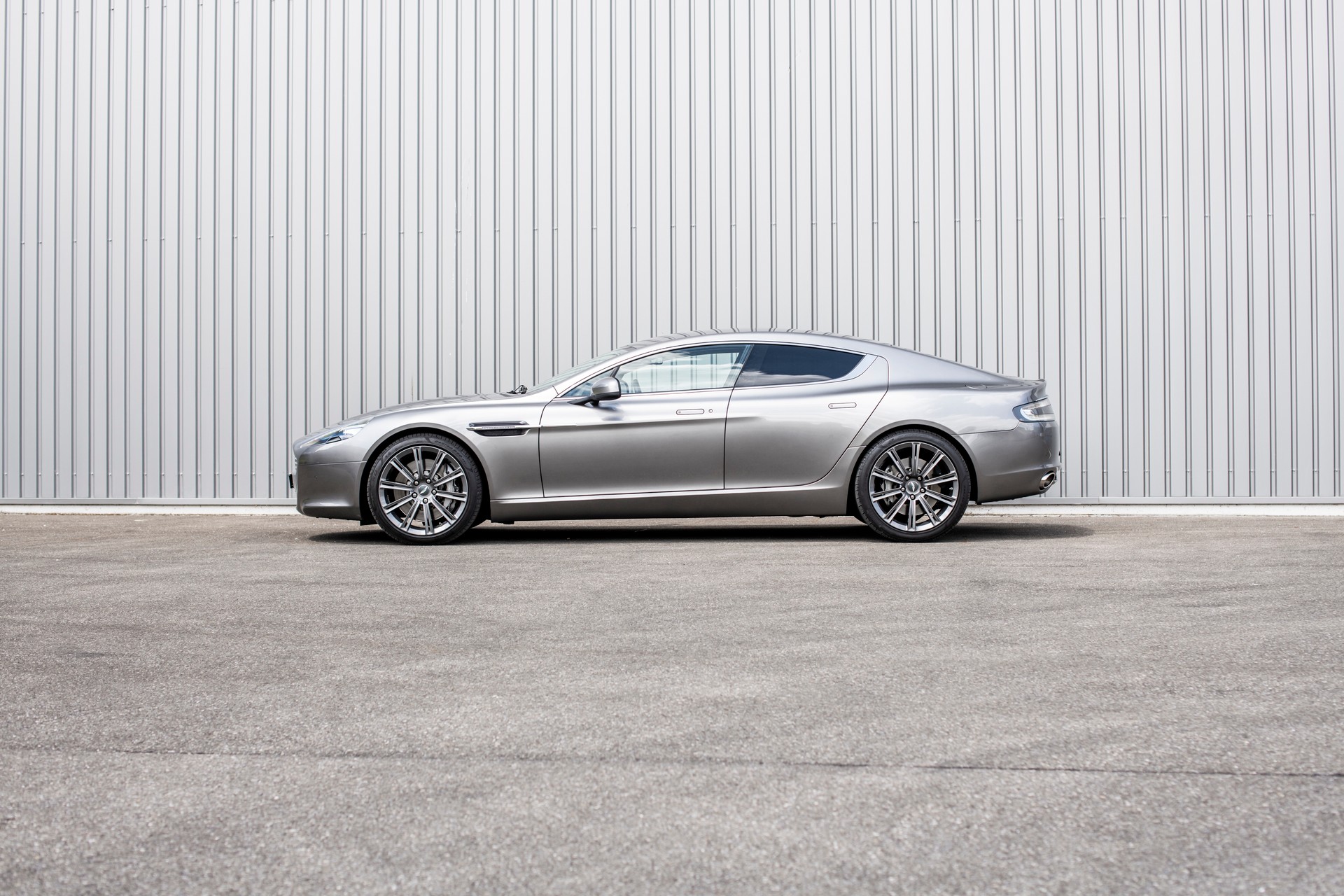 ASTON MARTIN Rapide 5.9 V12 Touchtronic 2-image-1