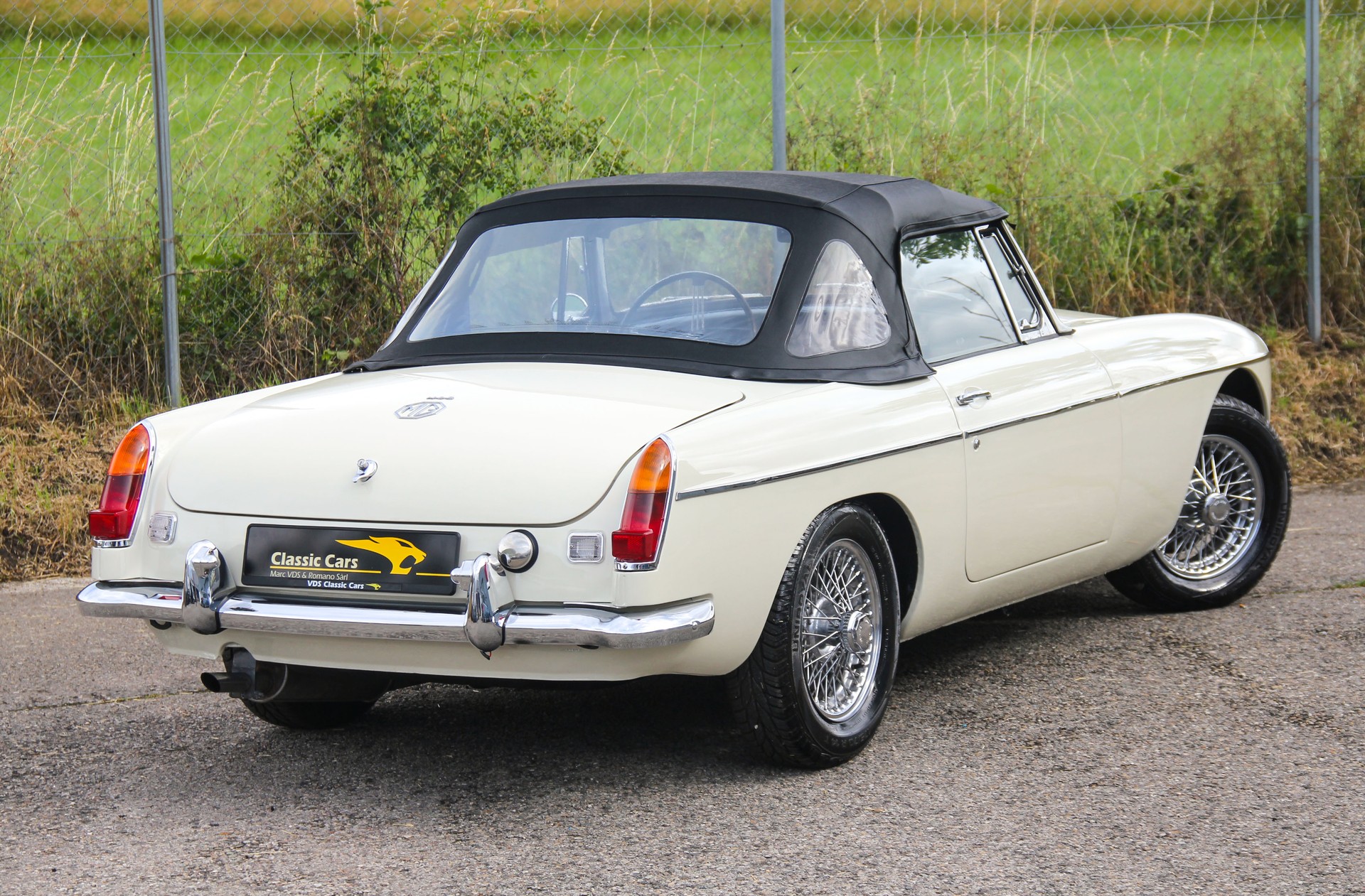 MG MGB Roadster 🇬🇧 ⭐⭐⭐⭐⭐-image-27