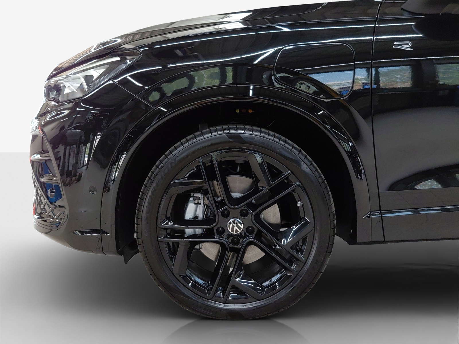 VW Tiguan 2.0 TSI DSG R-Line Plus 4Motion-image-14